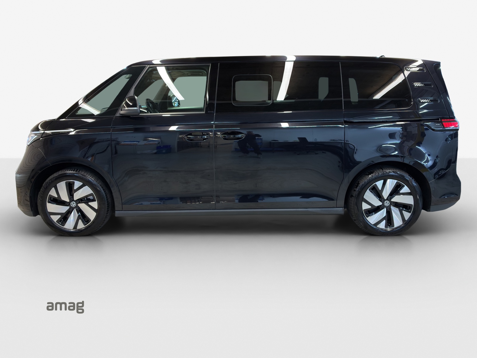 VW ID.Buzz LWB Pro-image-1
