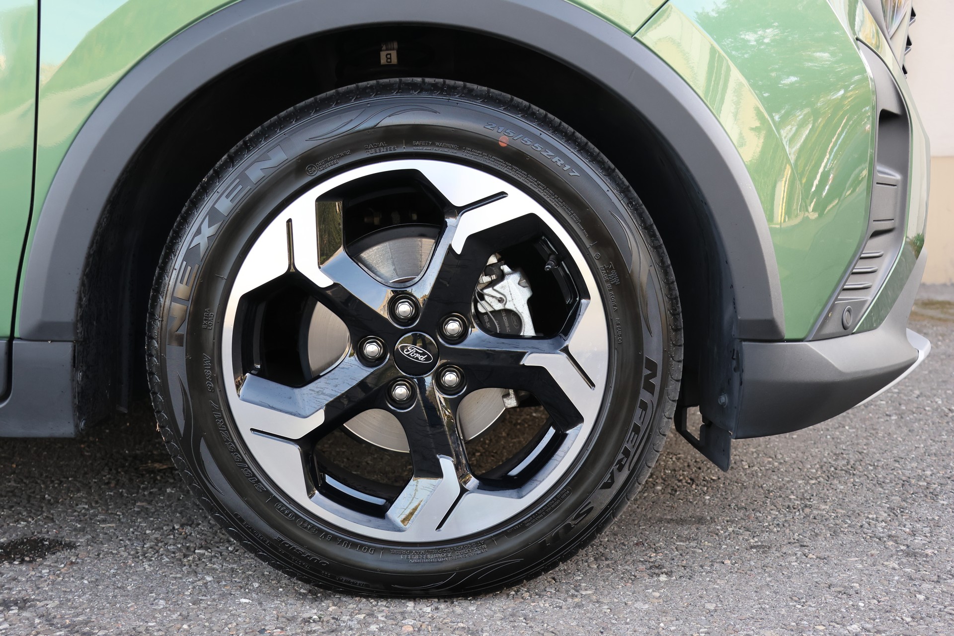 FORD Tourneo Courier 1.0 EcoBoost Active Automat (CH)-image-2