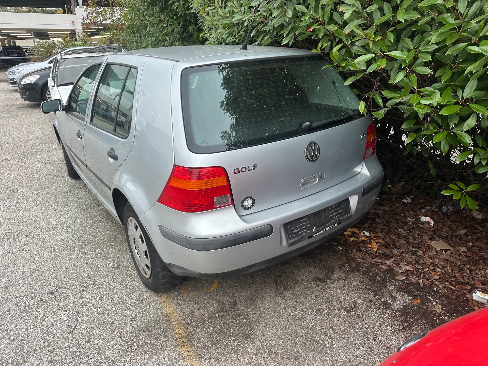VW Golf 1.6 Comfortline Generation Automatic-image-5