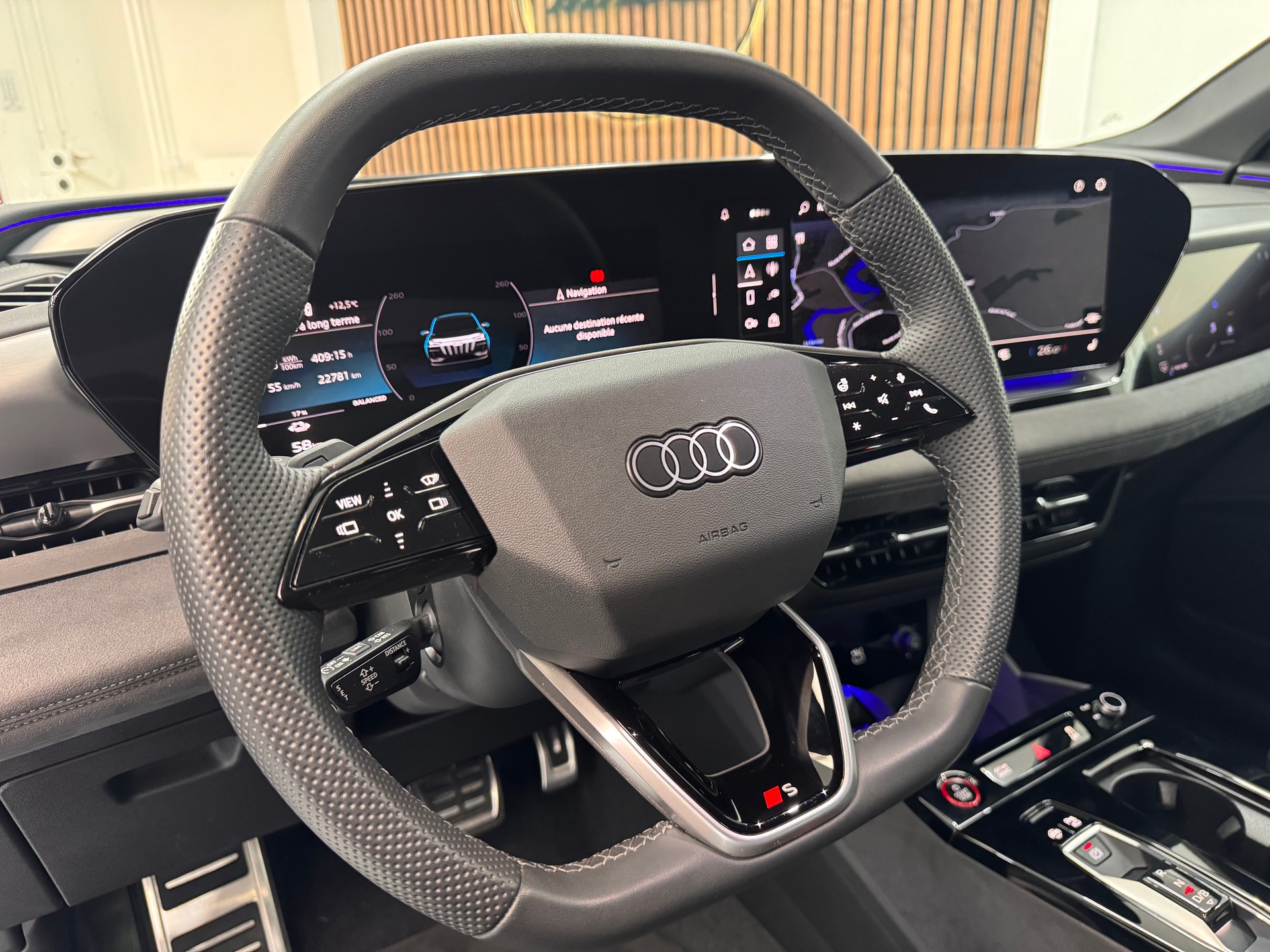 AUDI SQ6 e-tron quattro-image-15
