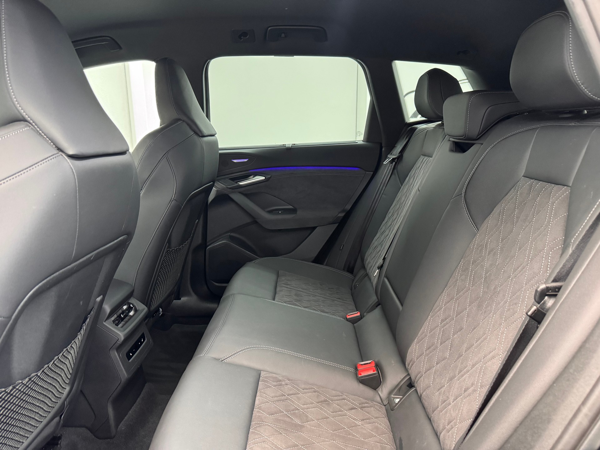 AUDI SQ6 e-tron quattro-image-20