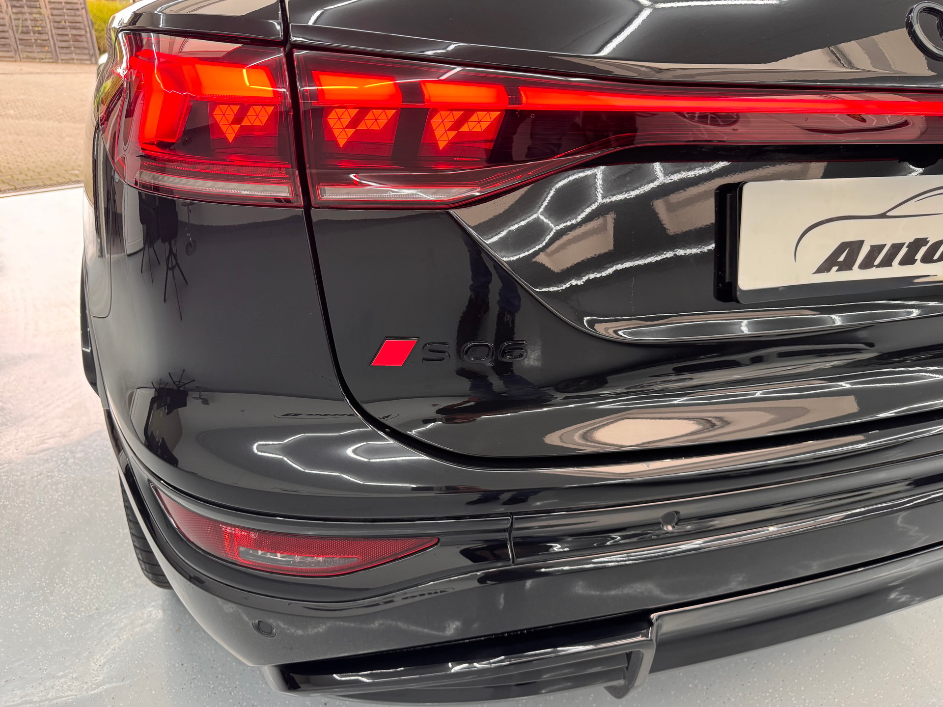 AUDI SQ6 e-tron quattro-image-6