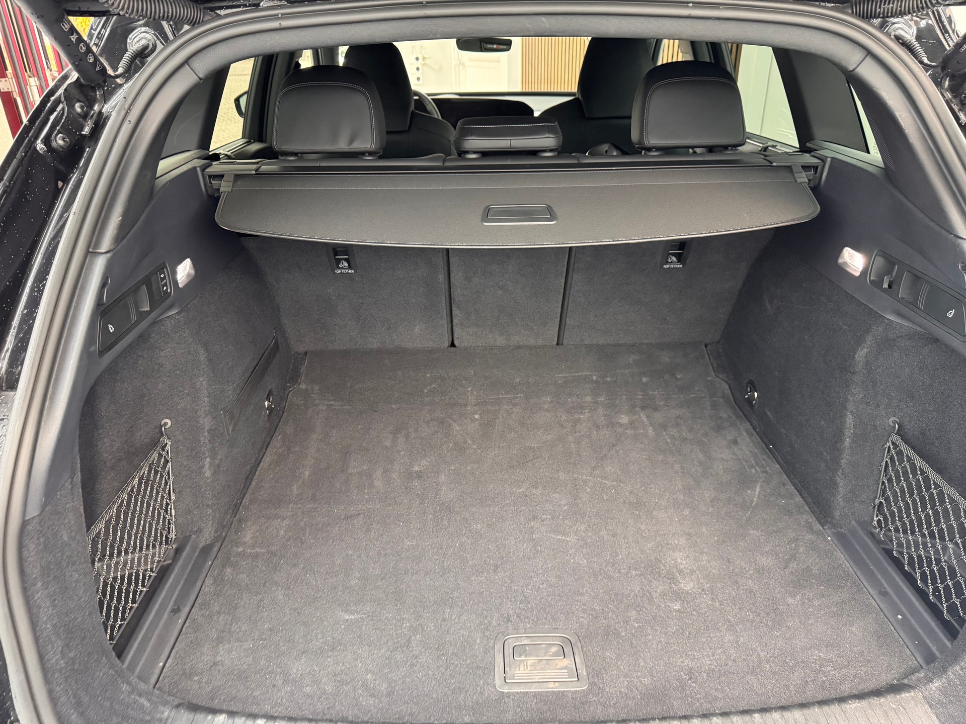 AUDI SQ6 e-tron quattro-image-23