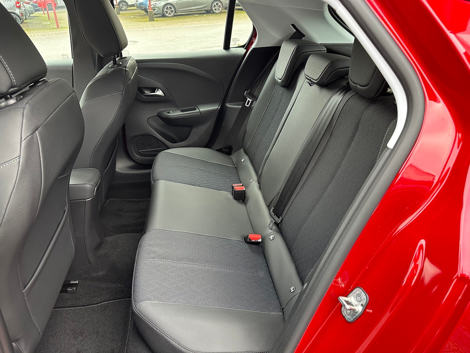 OPEL Corsa-e Elegance-image-9