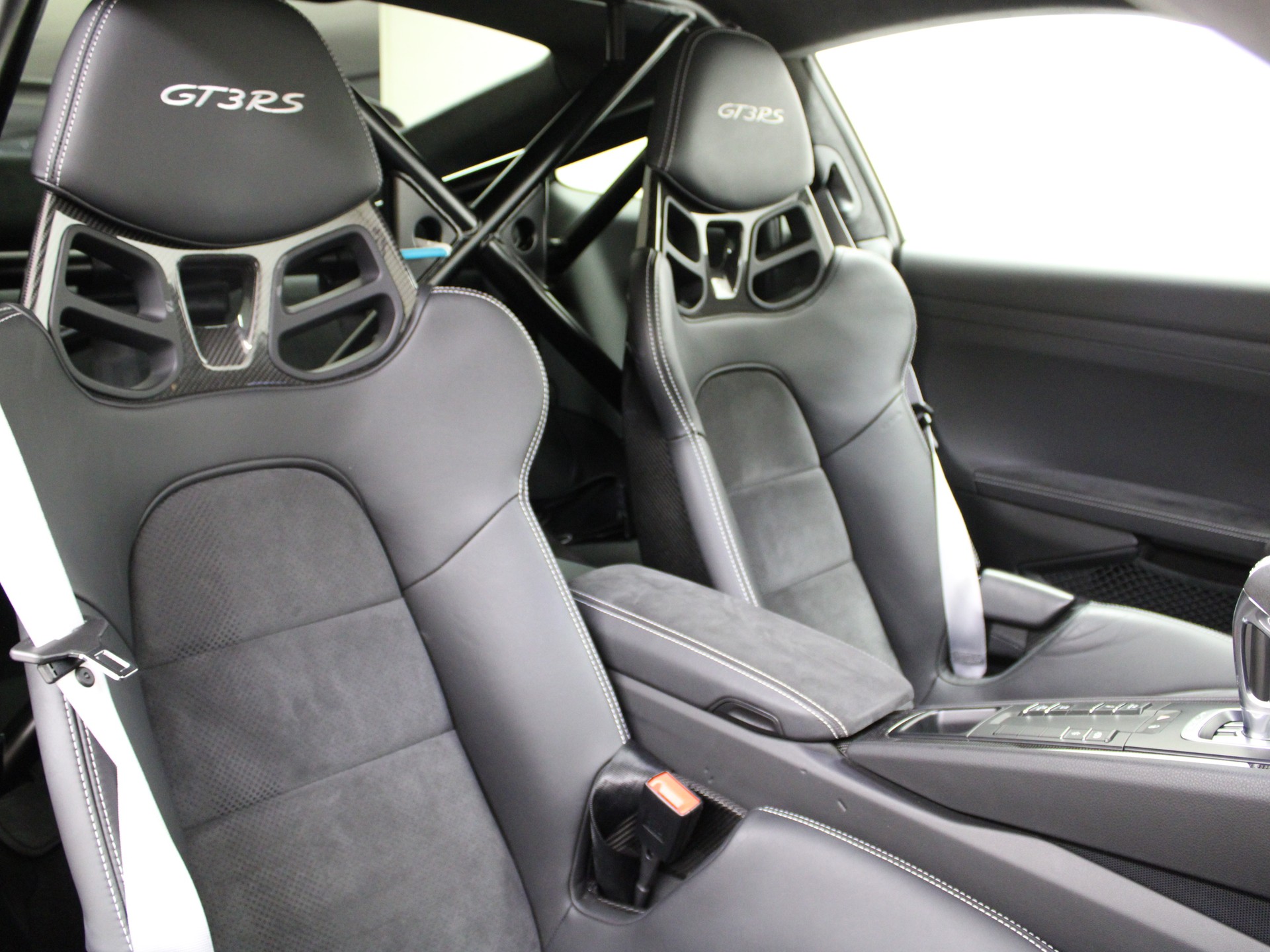 PORSCHE 911 GT3 RS PDK-image-6