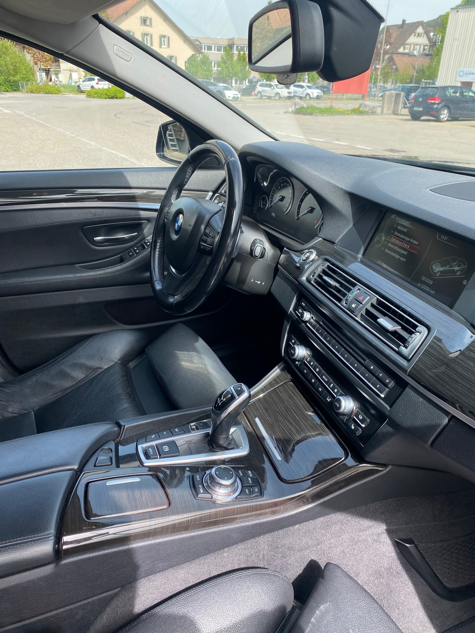 BMW 530d xDrive Steptronic-image-4
