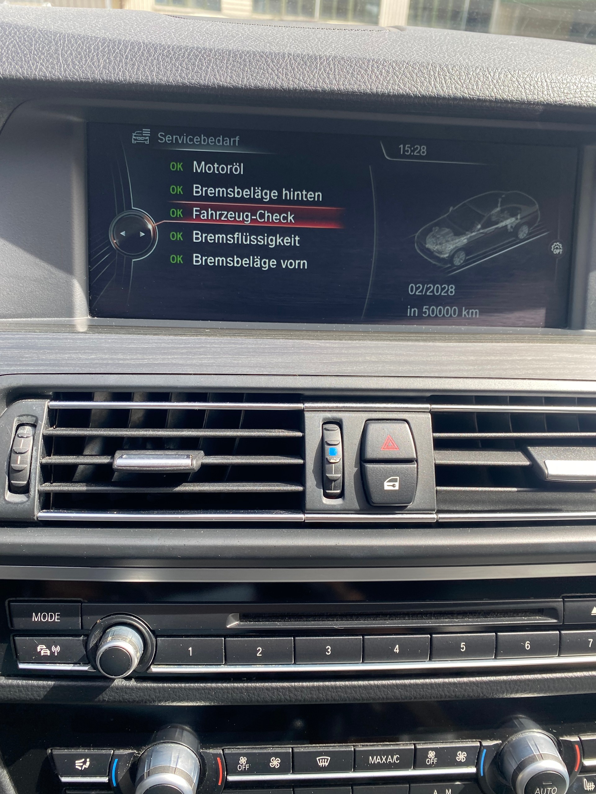 BMW 530d xDrive Steptronic-image-11