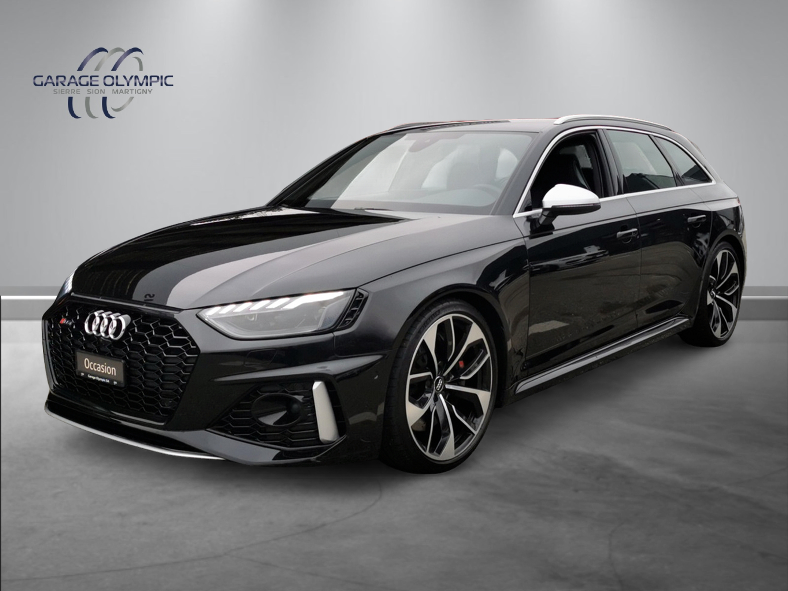 AUDI RS4 Avant quattro tiptronic-image-0