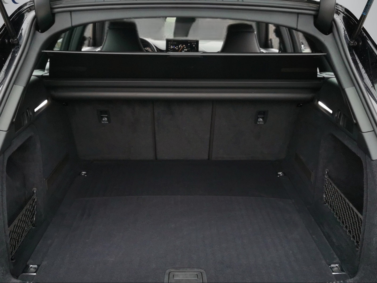 AUDI RS4 Avant quattro tiptronic-image-8