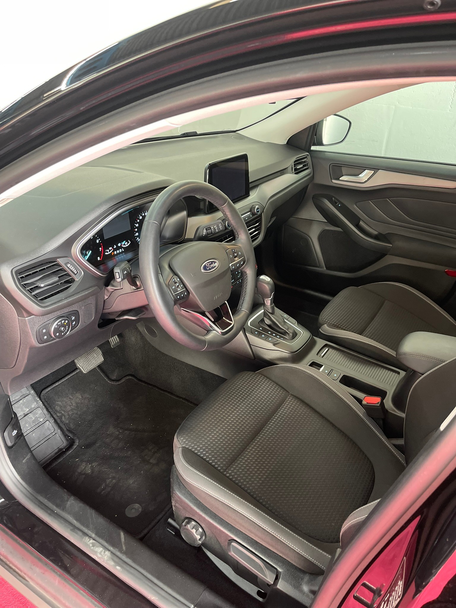 FORD Focus 1.0 MHEV Cool Connect Automat-image-7