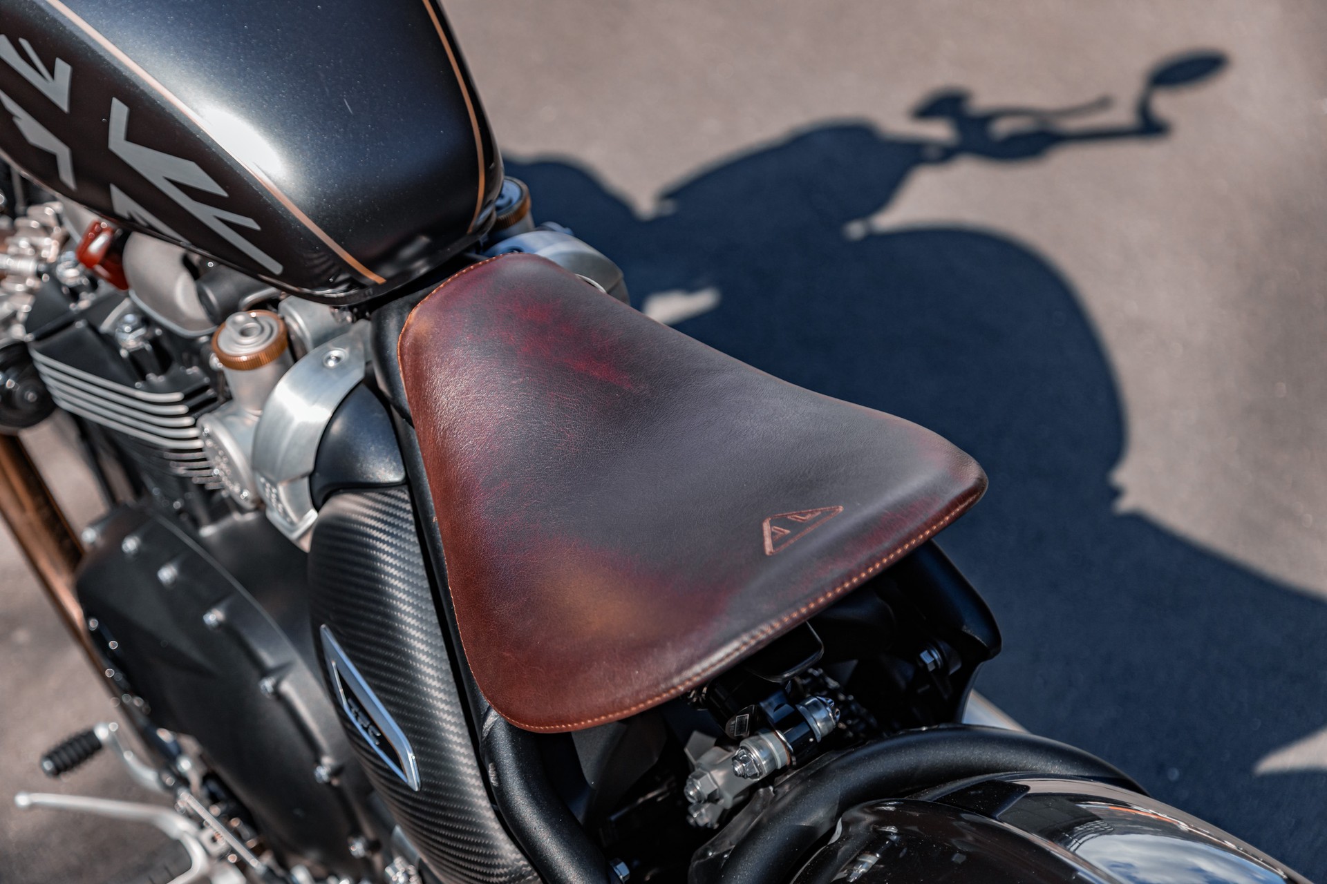 TRIUMPH Bonneville 1200 Bobber-image-9