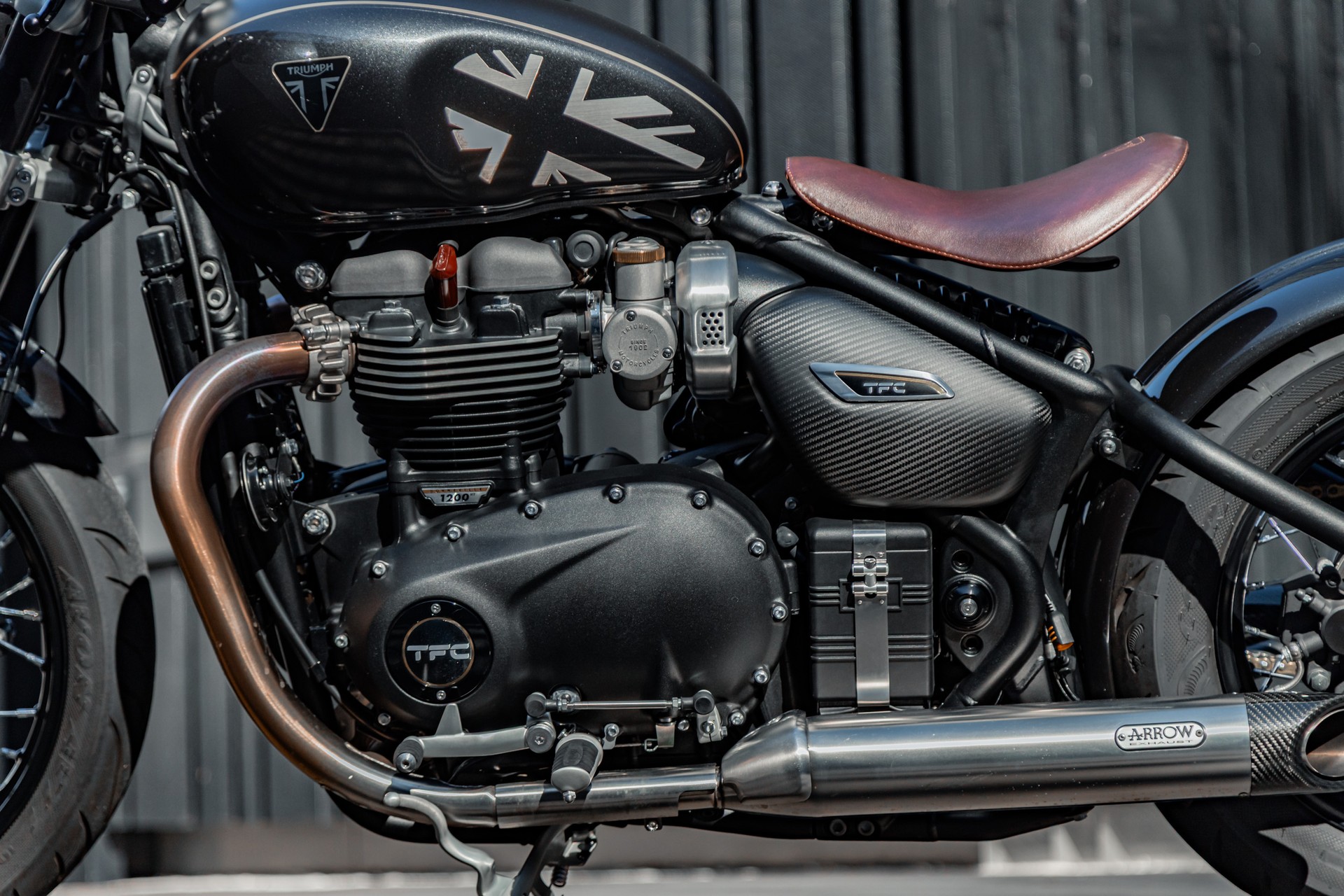 TRIUMPH Bonneville 1200 Bobber-image-3