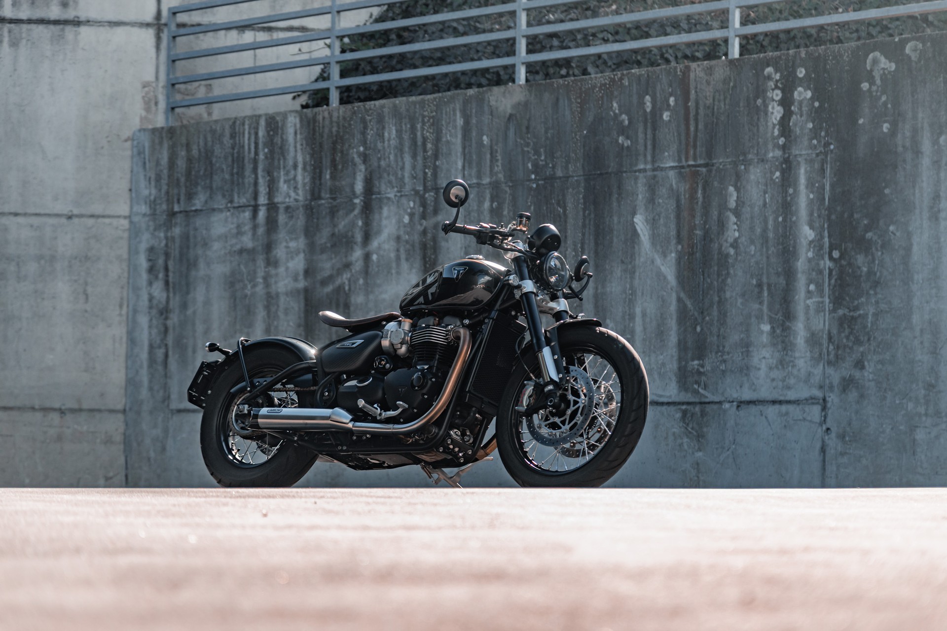 TRIUMPH Bonneville 1200 Bobber-image-13