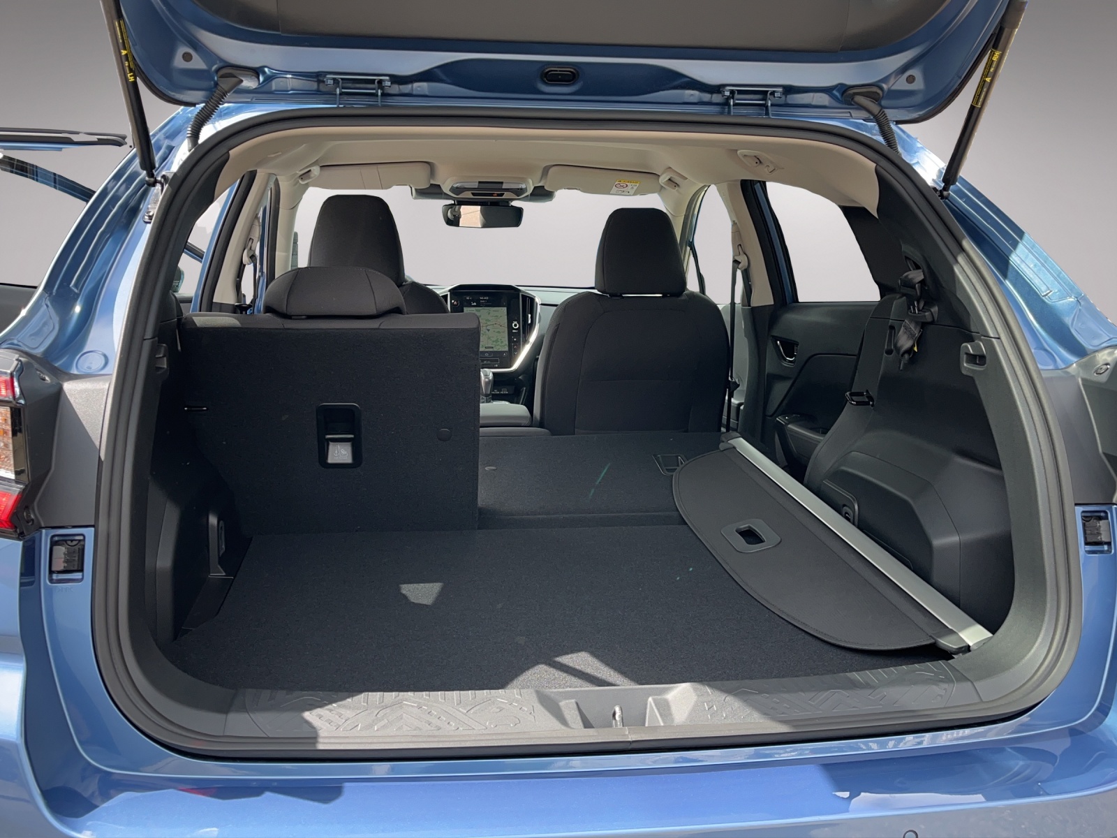 SUBARU Impreza 2.0i e-Boxer Swiss Plus-image-15