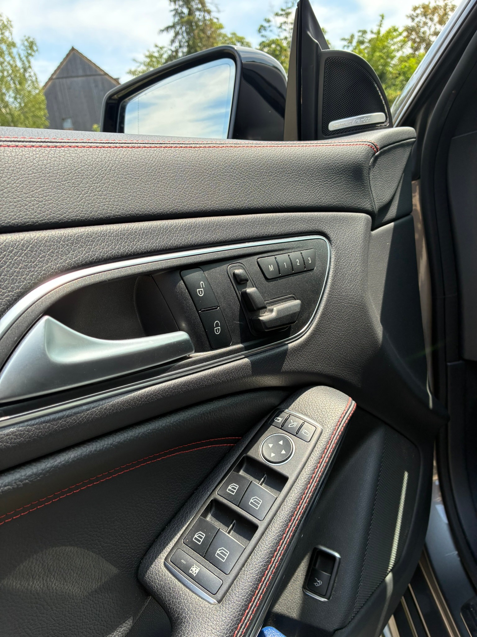 MERCEDES-BENZ CLA 45 AMG 4Matic Speedshift-image-5