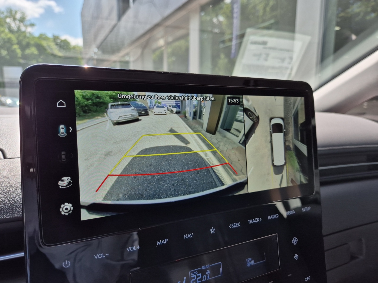 HYUNDAI Staria Premium 1.6 GDi HEV Vertex-image-12