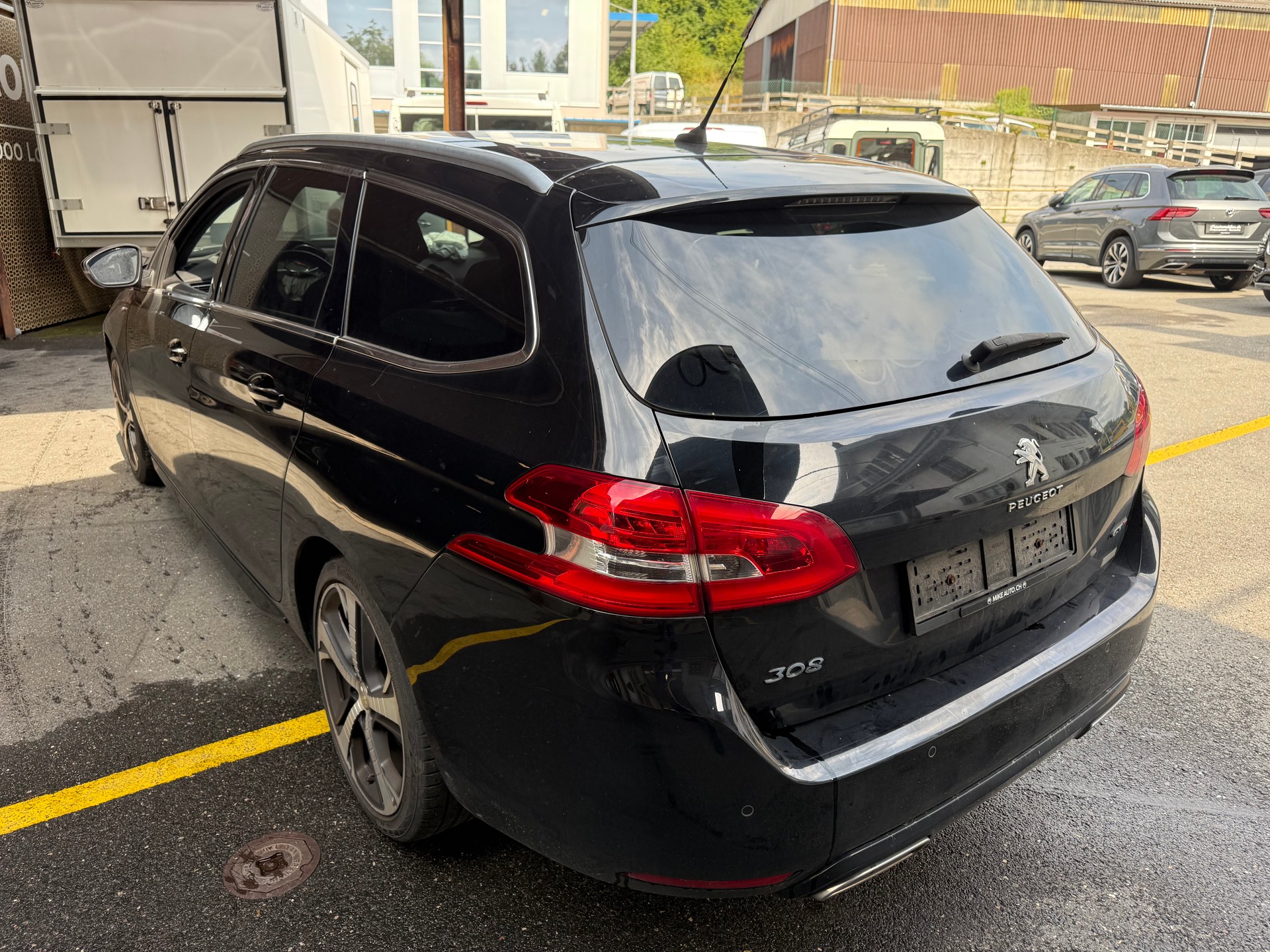 PEUGEOT 308 SW 1.6 eTHP GT-image-3