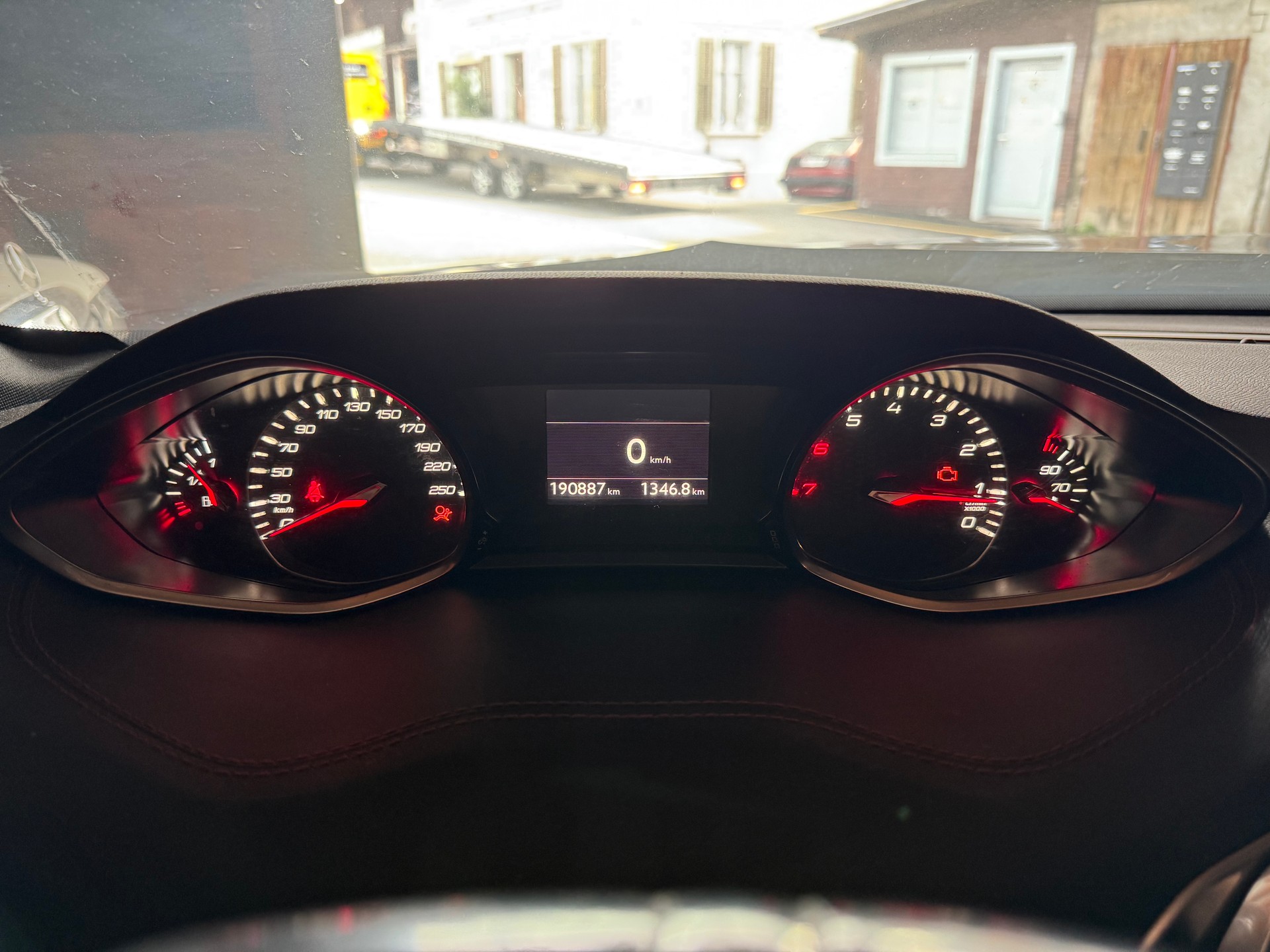 PEUGEOT 308 SW 1.6 eTHP GT-image-6