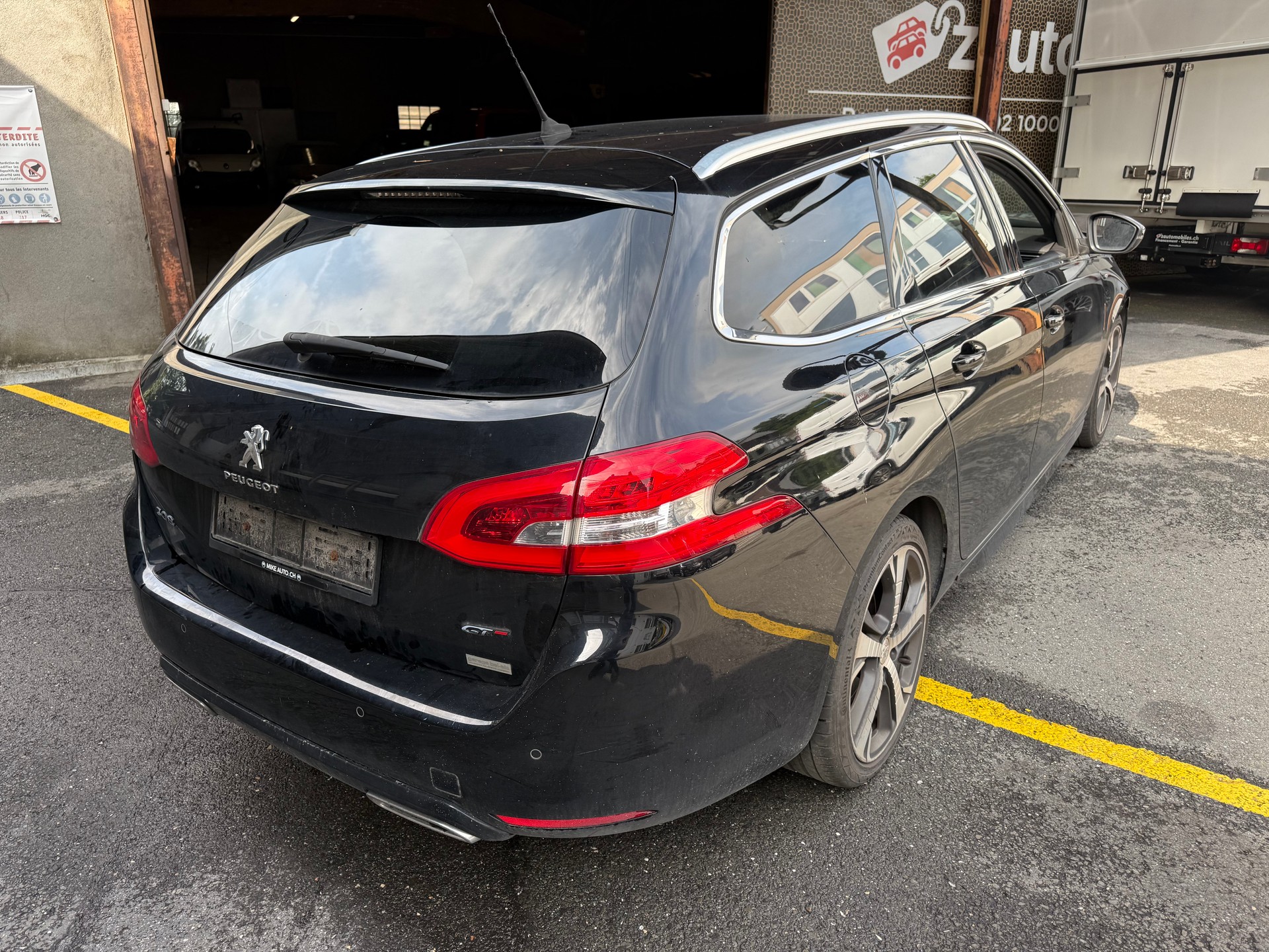 PEUGEOT 308 SW 1.6 eTHP GT-image-2