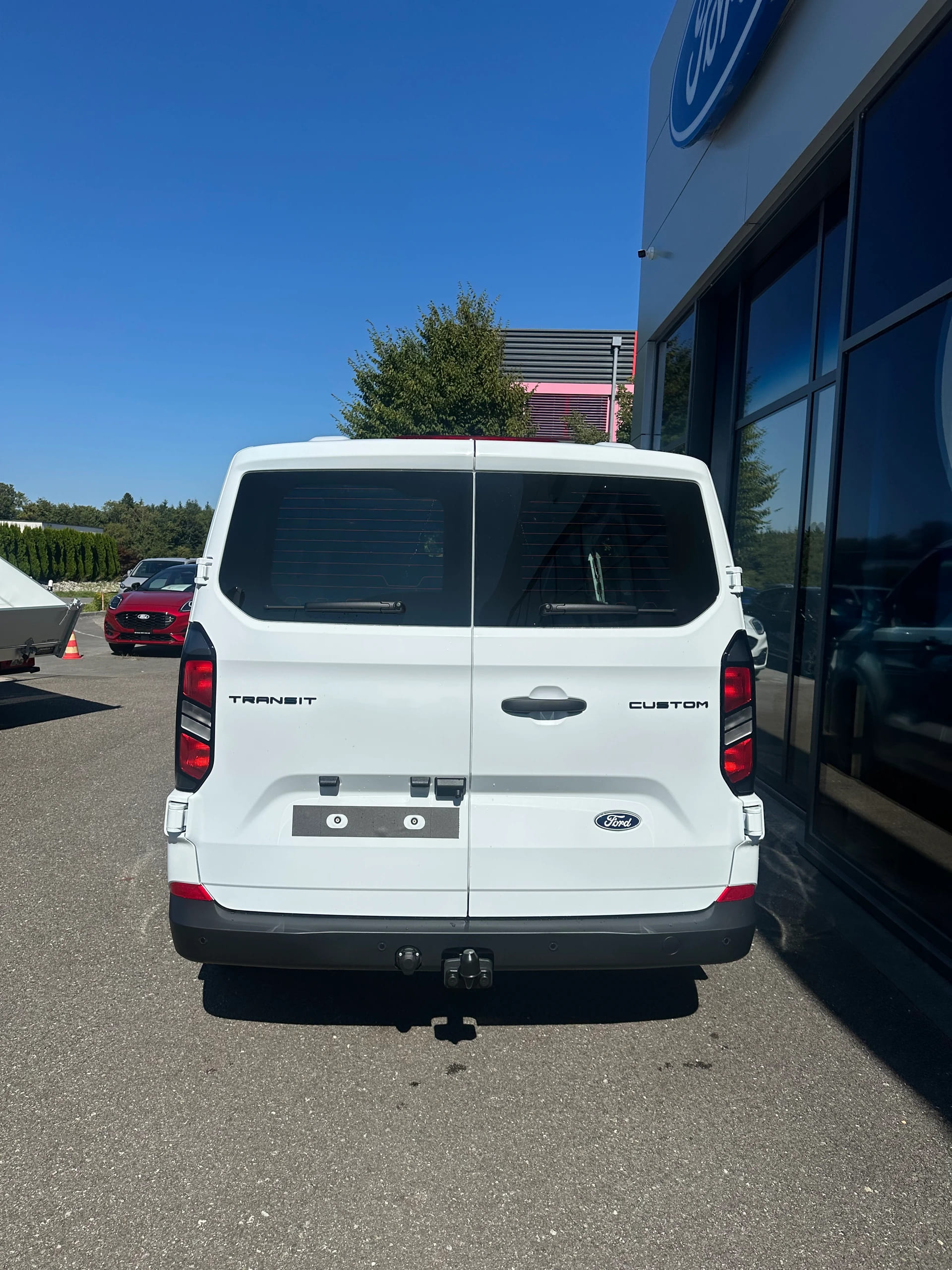 FORD Transit Custom Van 320 L2 2.0 EcoBl Trend/136CV/Man.-image-4