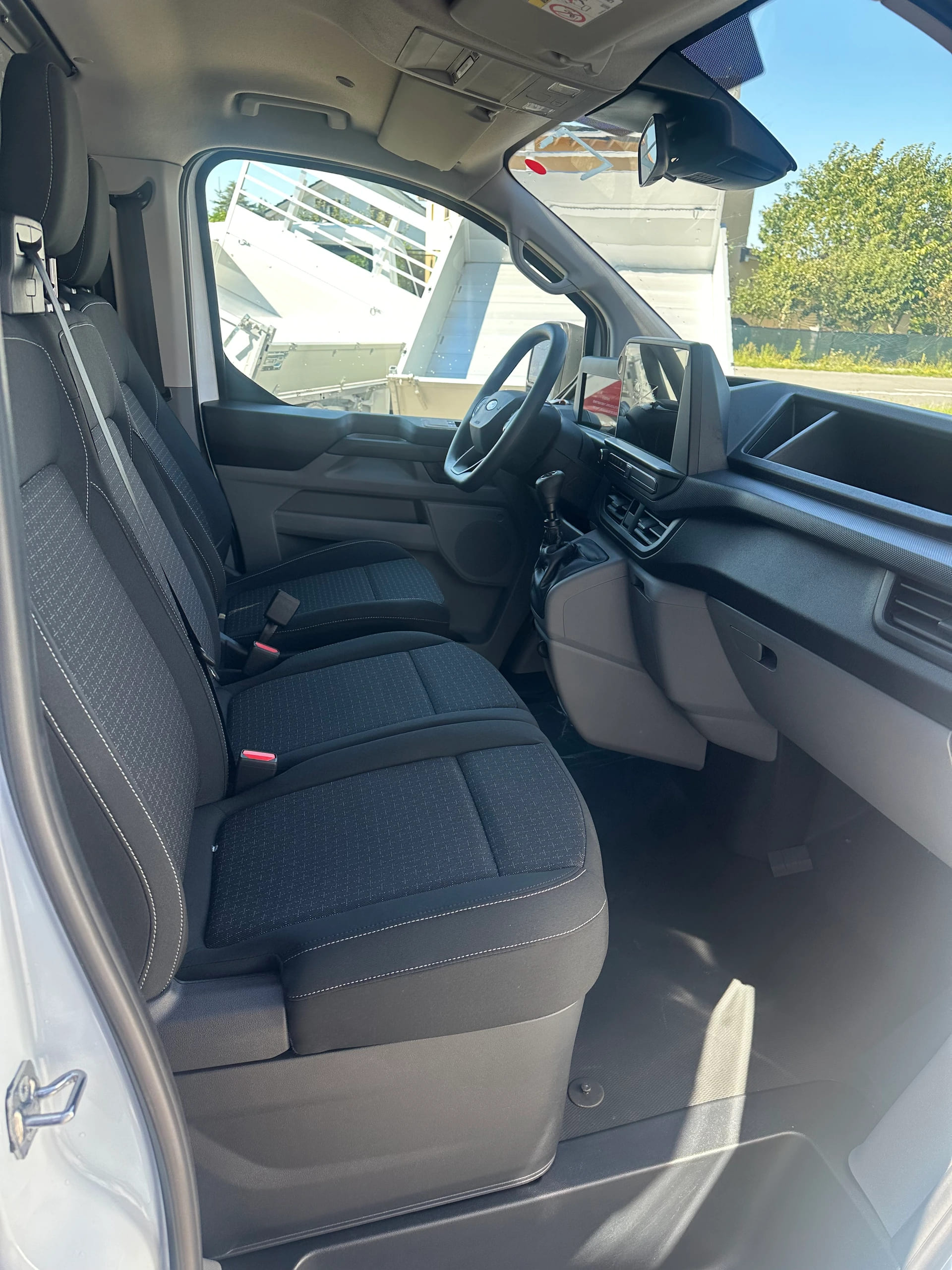 FORD Transit Custom Van 320 L2 2.0 EcoBl Trend/136CV/Man.-image-13