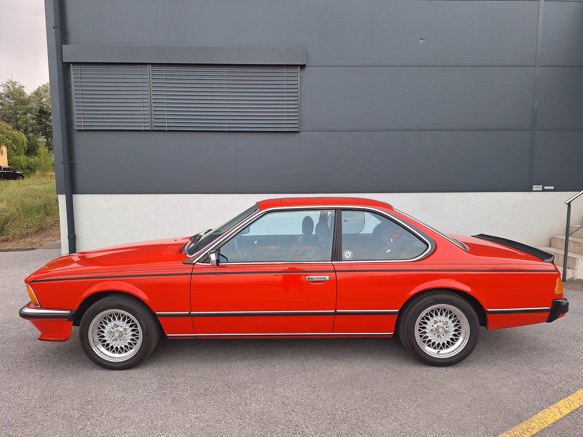 BMW 635csi-image-2