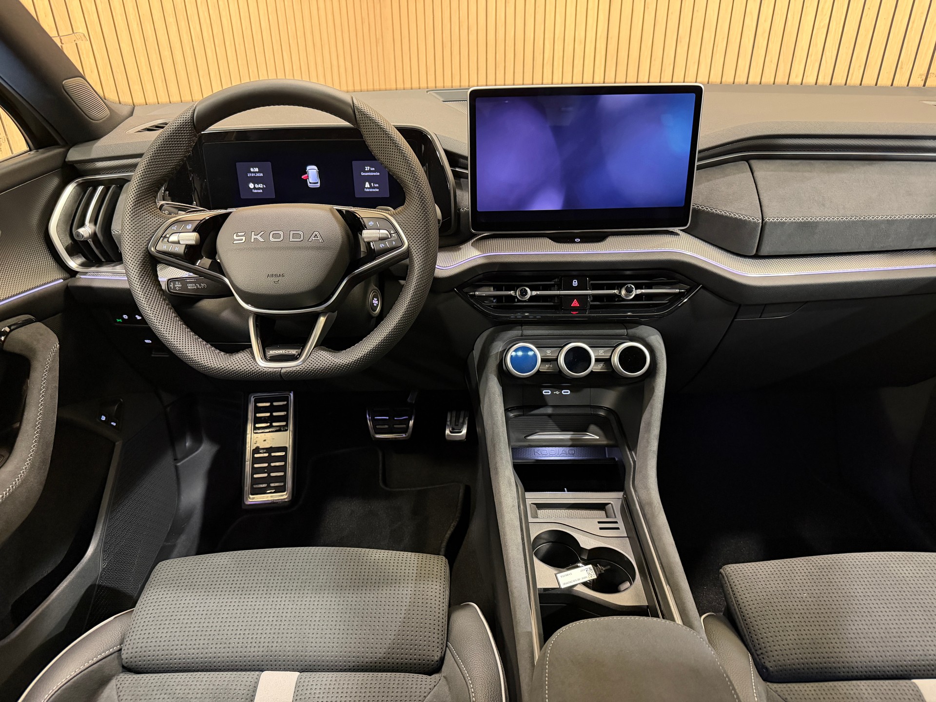 SKODA Kodiaq 1.5 TSI PHEV Sportline *Black Magic* 48Monate/100'000km Garantie*-image-12