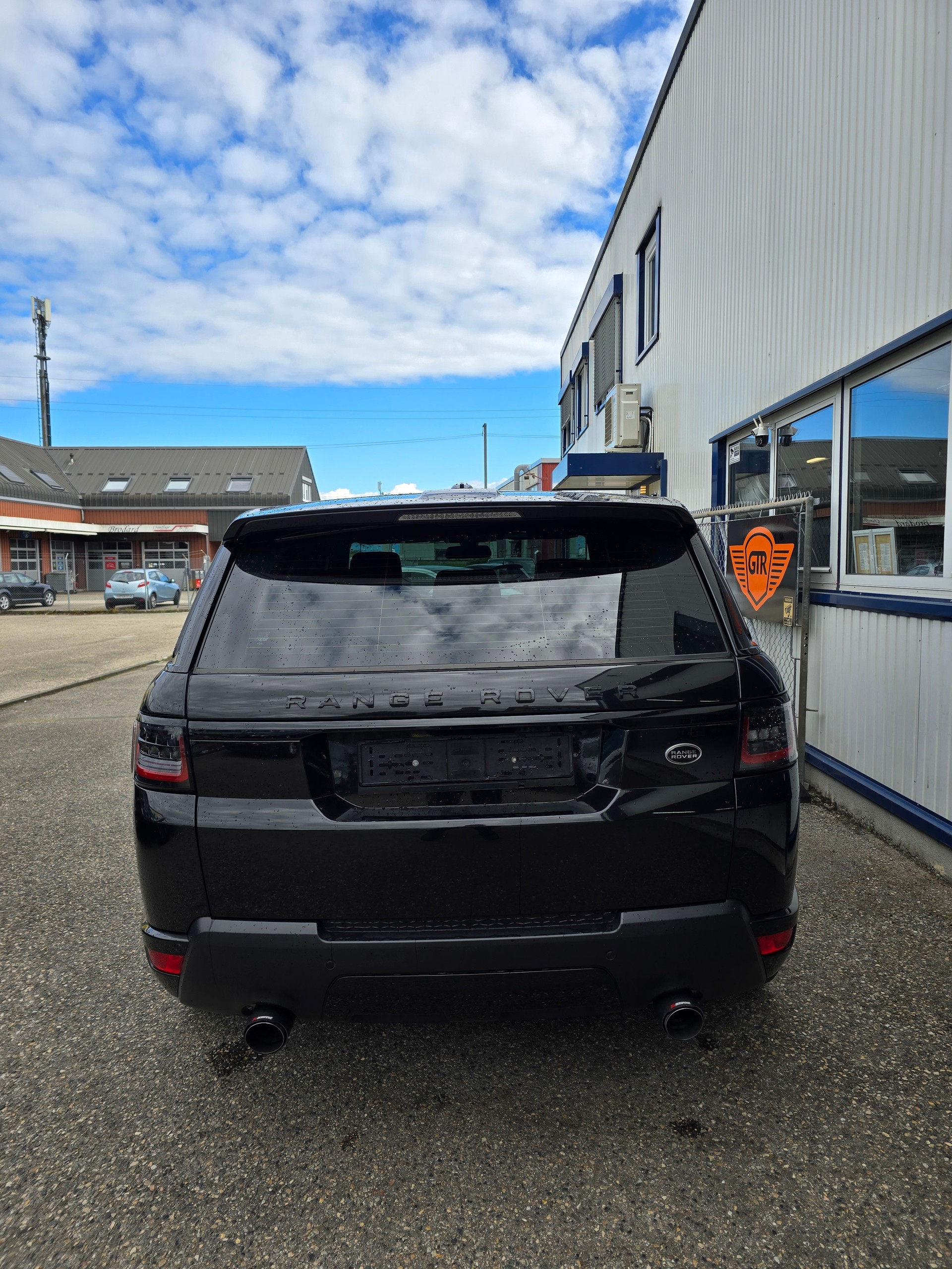 LAND ROVER Range Rover Sport 5.0 V8 SC HSE Dynamic Automatic-image-4