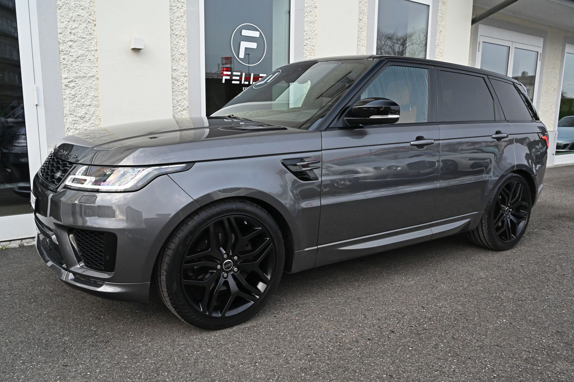 LAND ROVER Range Rover Sport 3.0 SDV6 HSE Dynamic Automatic-image-2