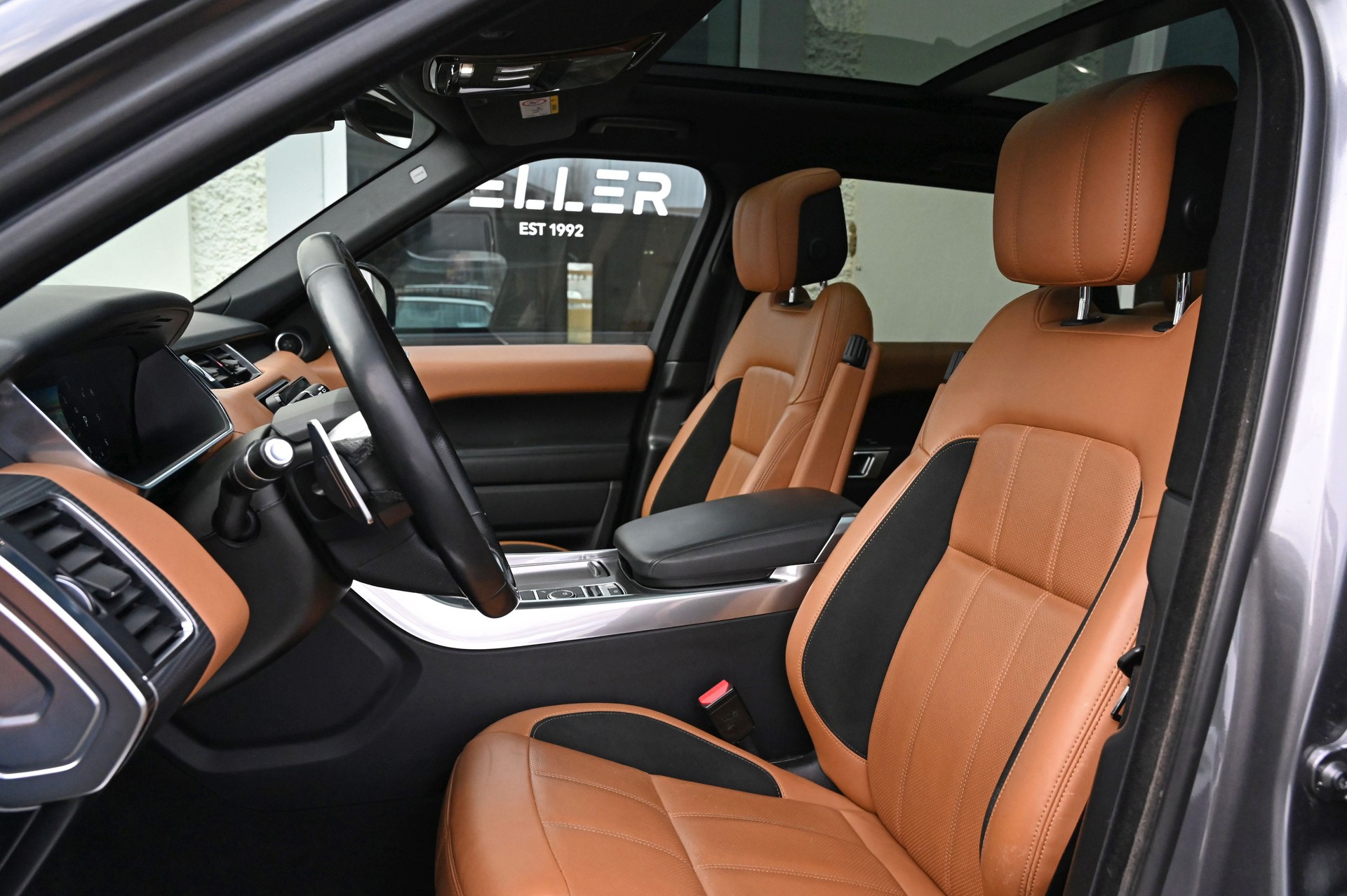 LAND ROVER Range Rover Sport 3.0 SDV6 HSE Dynamic Automatic-image-9