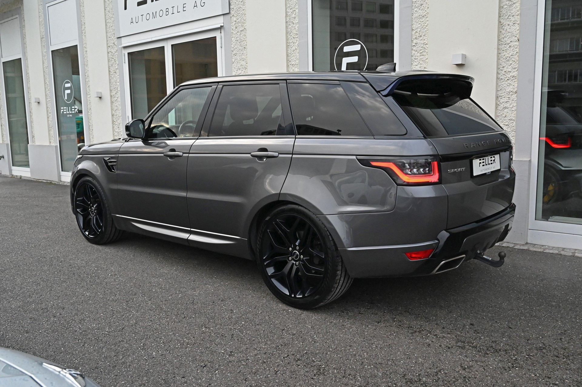 LAND ROVER Range Rover Sport 3.0 SDV6 HSE Dynamic Automatic-image-7