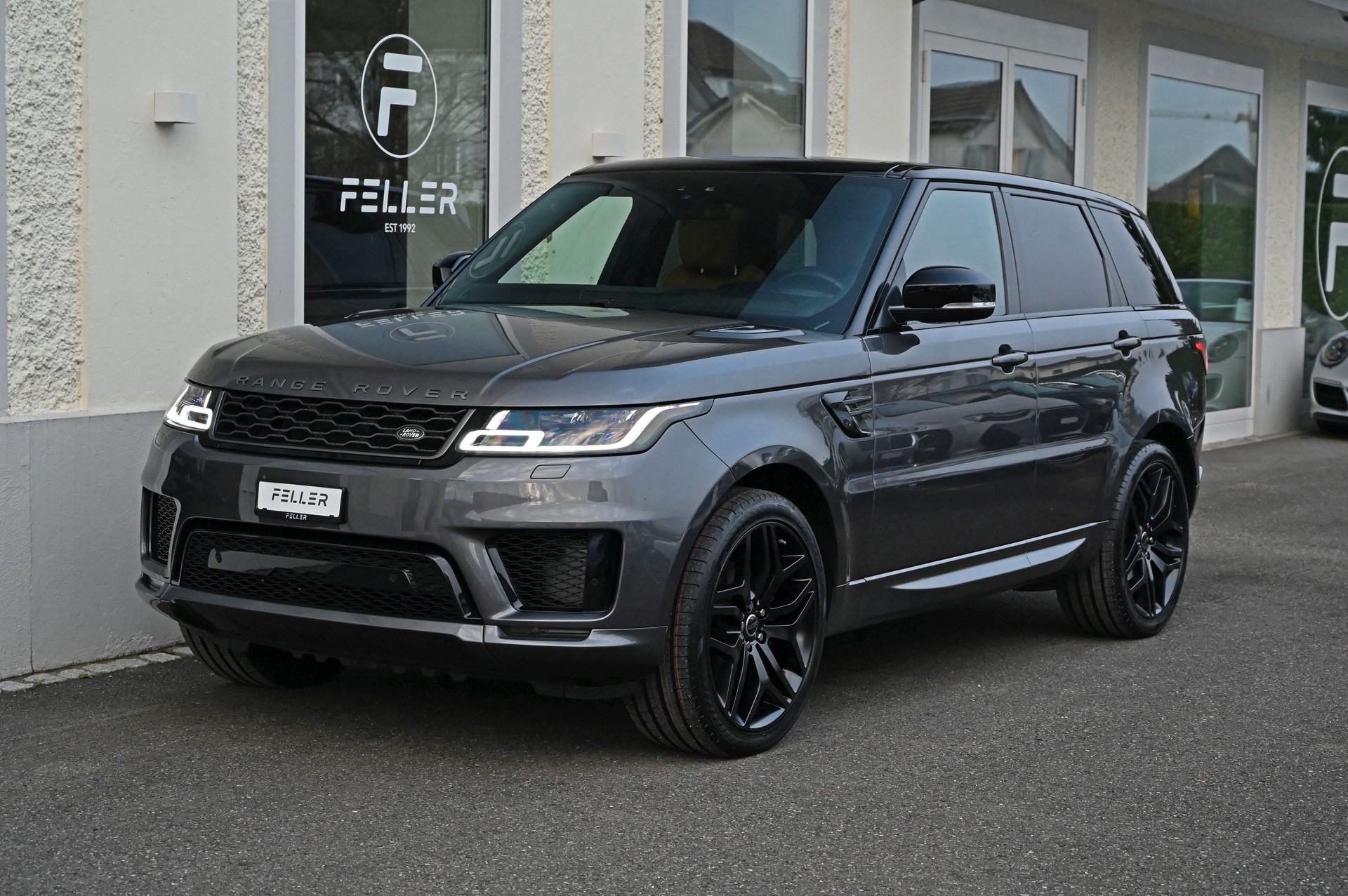 LAND ROVER Range Rover Sport 3.0 SDV6 HSE Dynamic Automatic-image-0