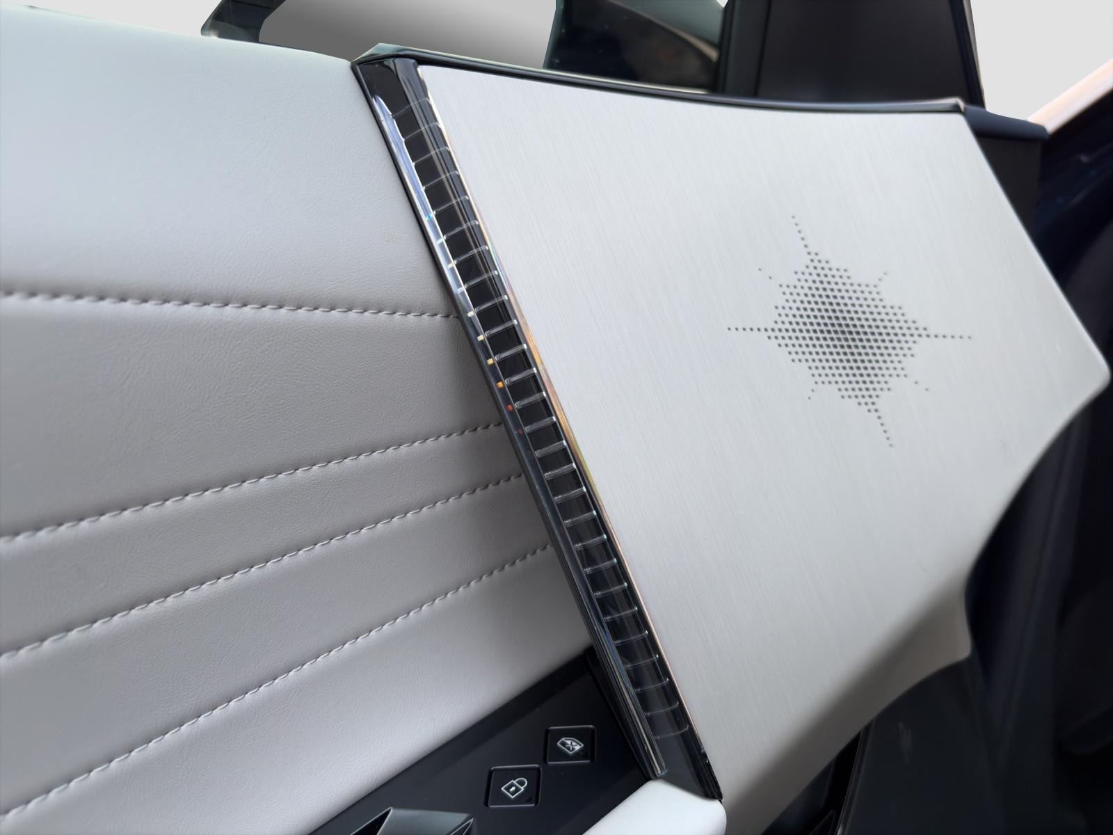 DS AUTOMOBILES No8 E-Tense Pallas-image-16