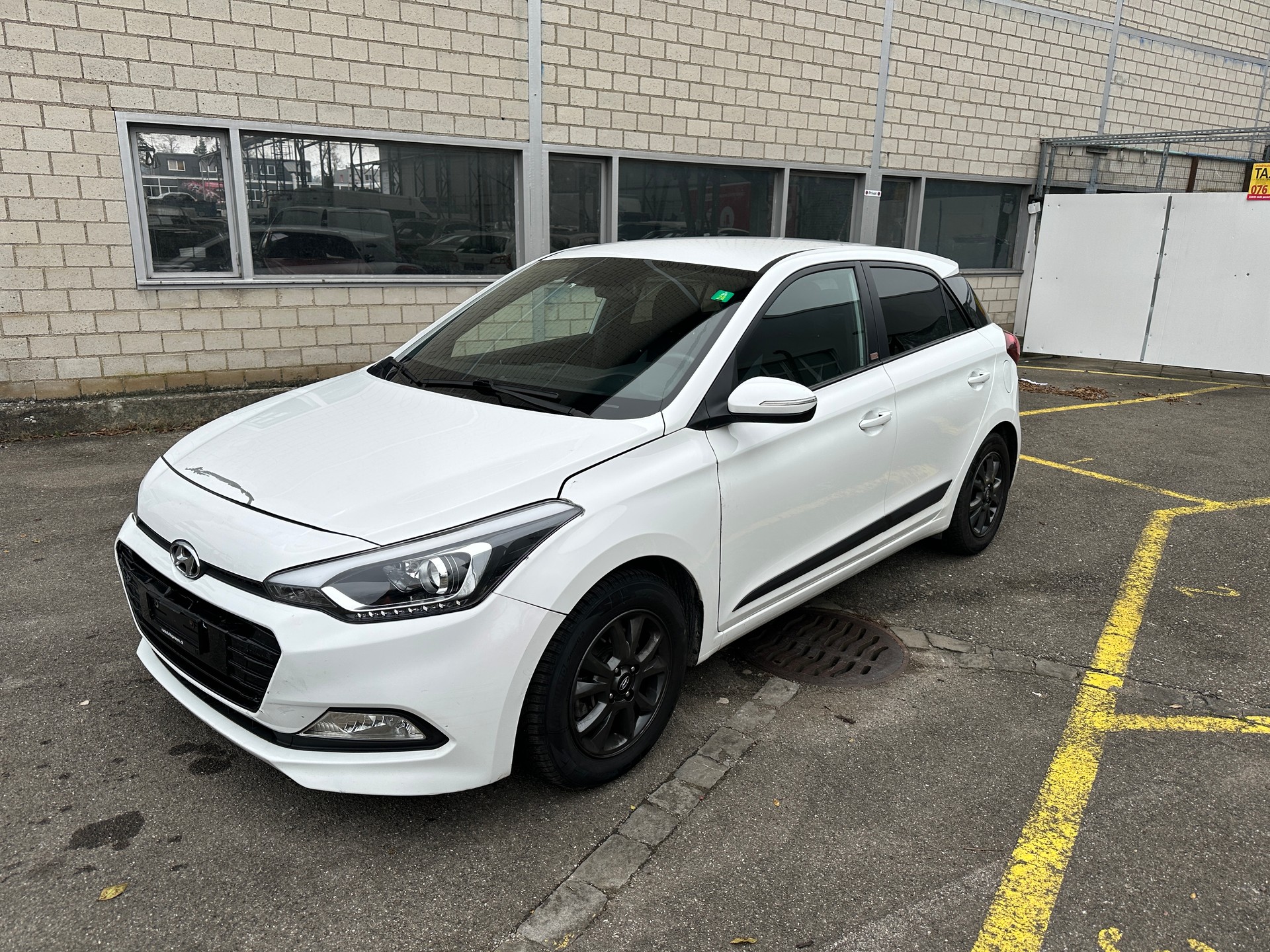 HYUNDAI i20 1.0 T-GDi exxtra Plus-image-0
