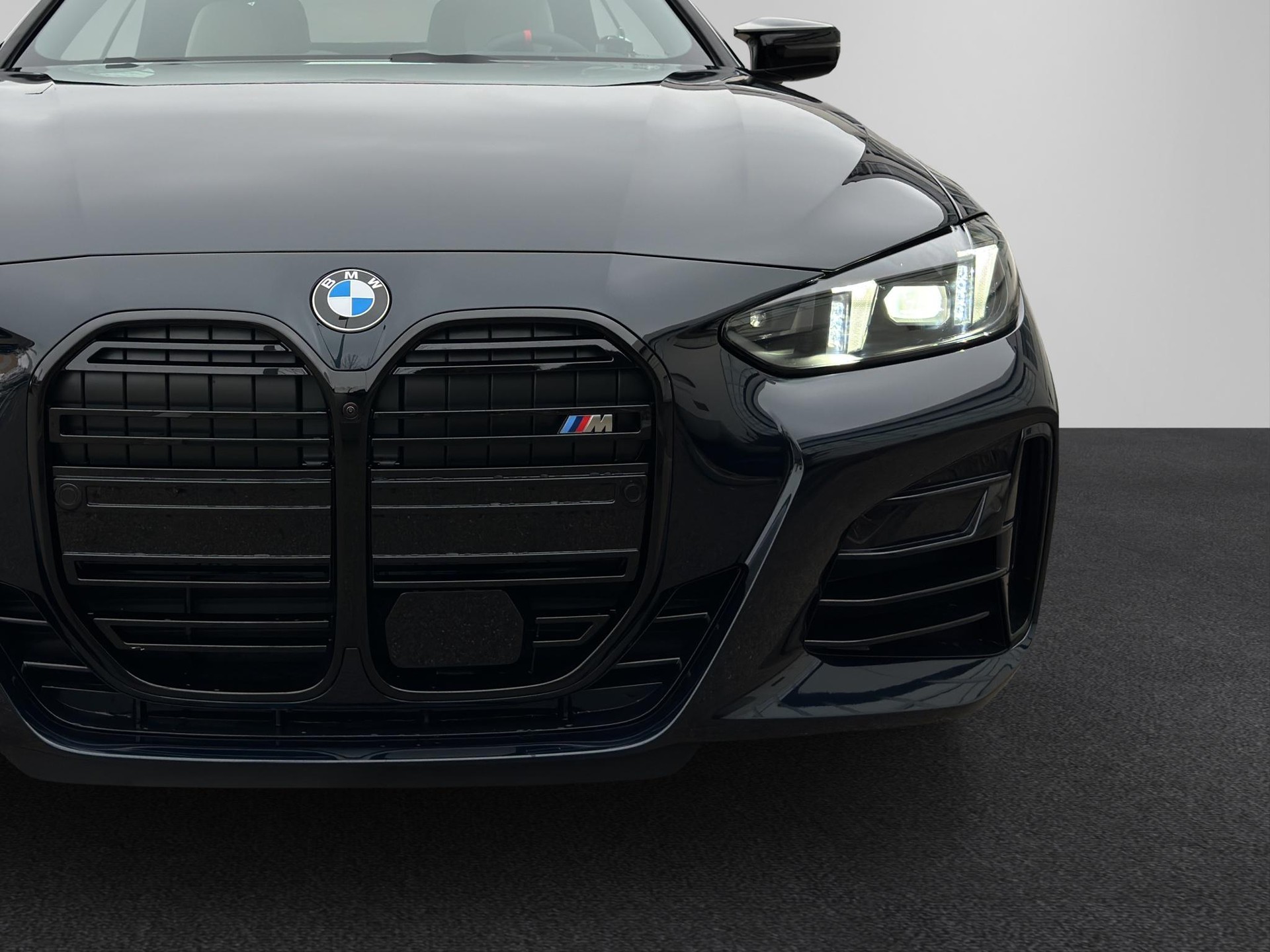 BMW M440i xDrive Cabrio Individual-image-8
