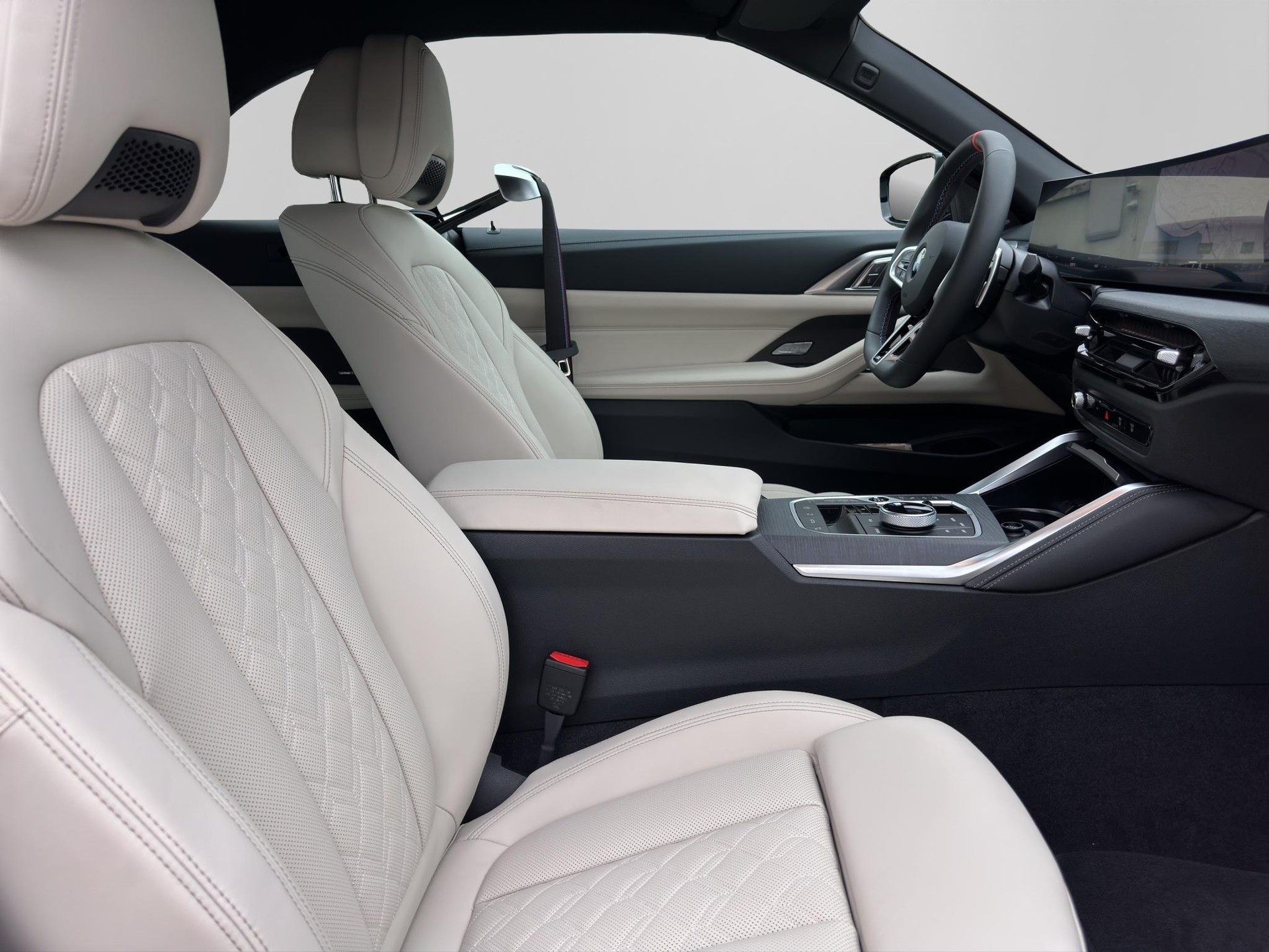 BMW M440i xDrive Cabrio Individual-image-19