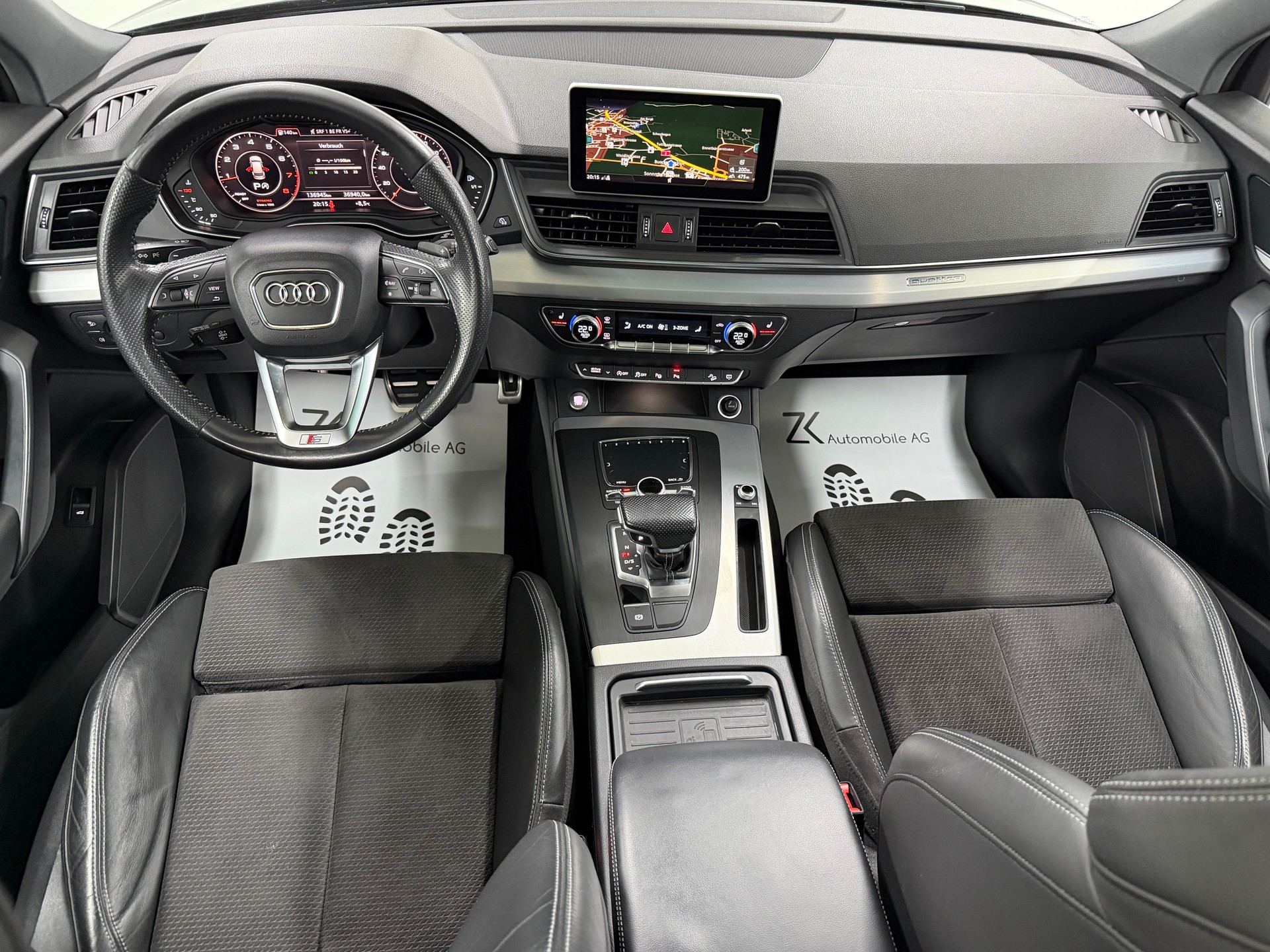 AUDI Q5 2.0 TFSI S-Line sport 252PS Midnight Black quattro S-tronic / 360° Kamera / Panoramadach / Komfortschlüssel / LED /-image-10