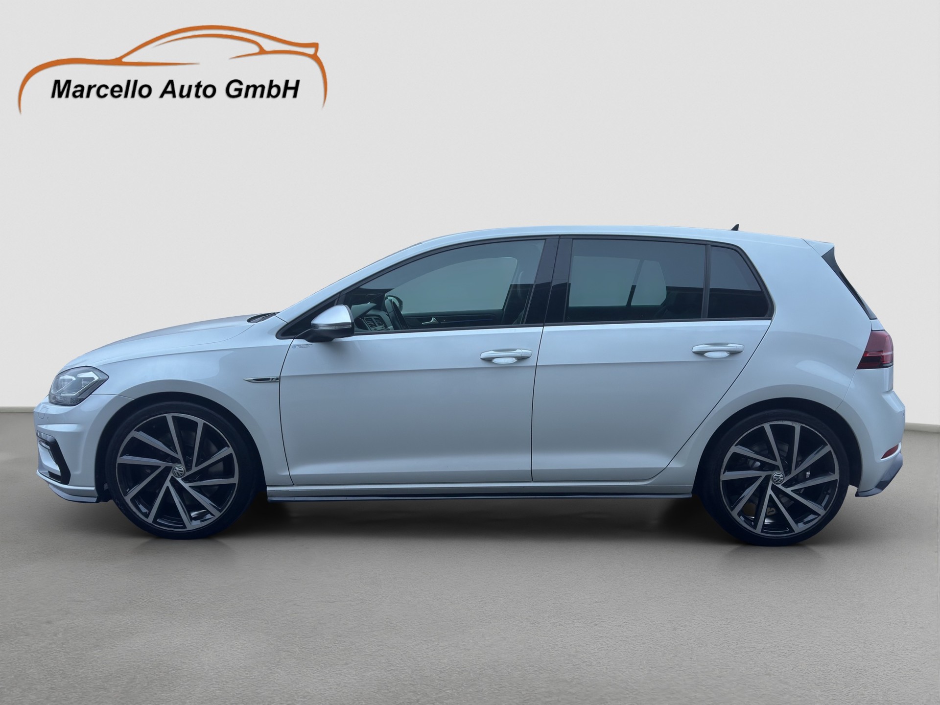 VW Golf 2.0 TSI R 4Motion DSG-image-1