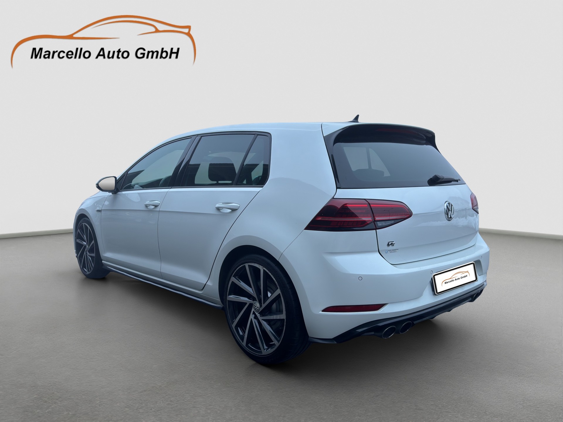VW Golf 2.0 TSI R 4Motion DSG-image-12