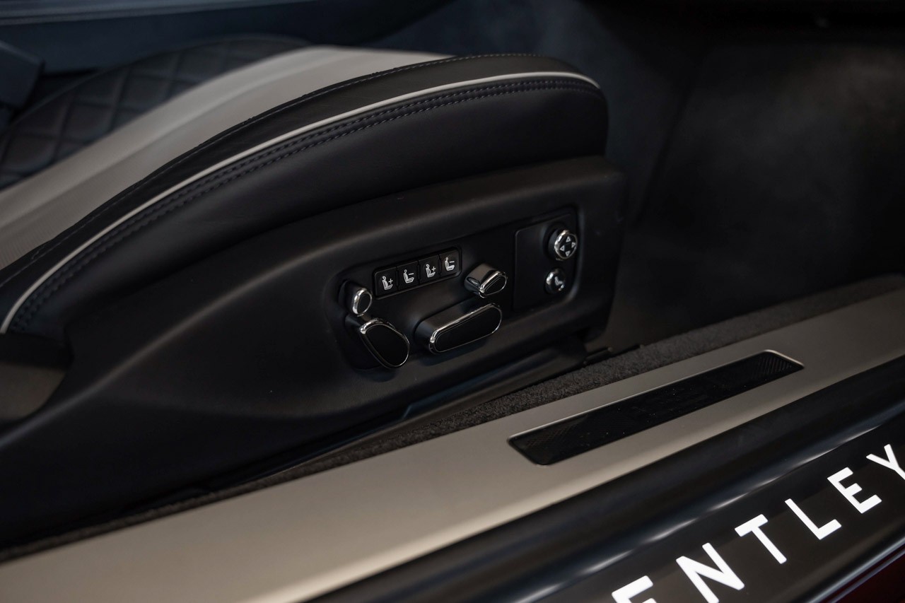 BENTLEY Continental GT 6.0 W12-image-25