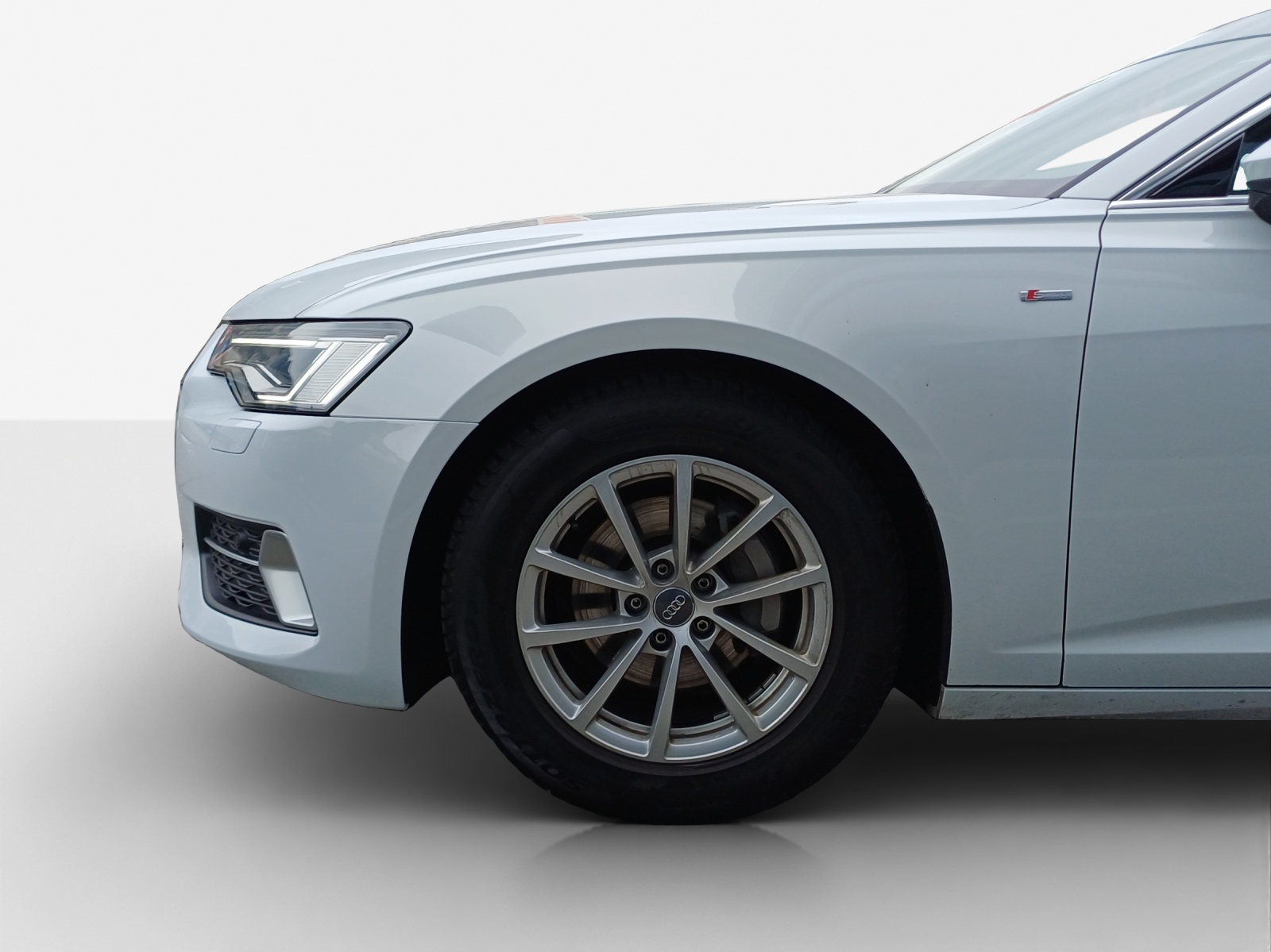 AUDI A6 Avant 40 TDI Sport Attraction quattro S-tronic-image-14