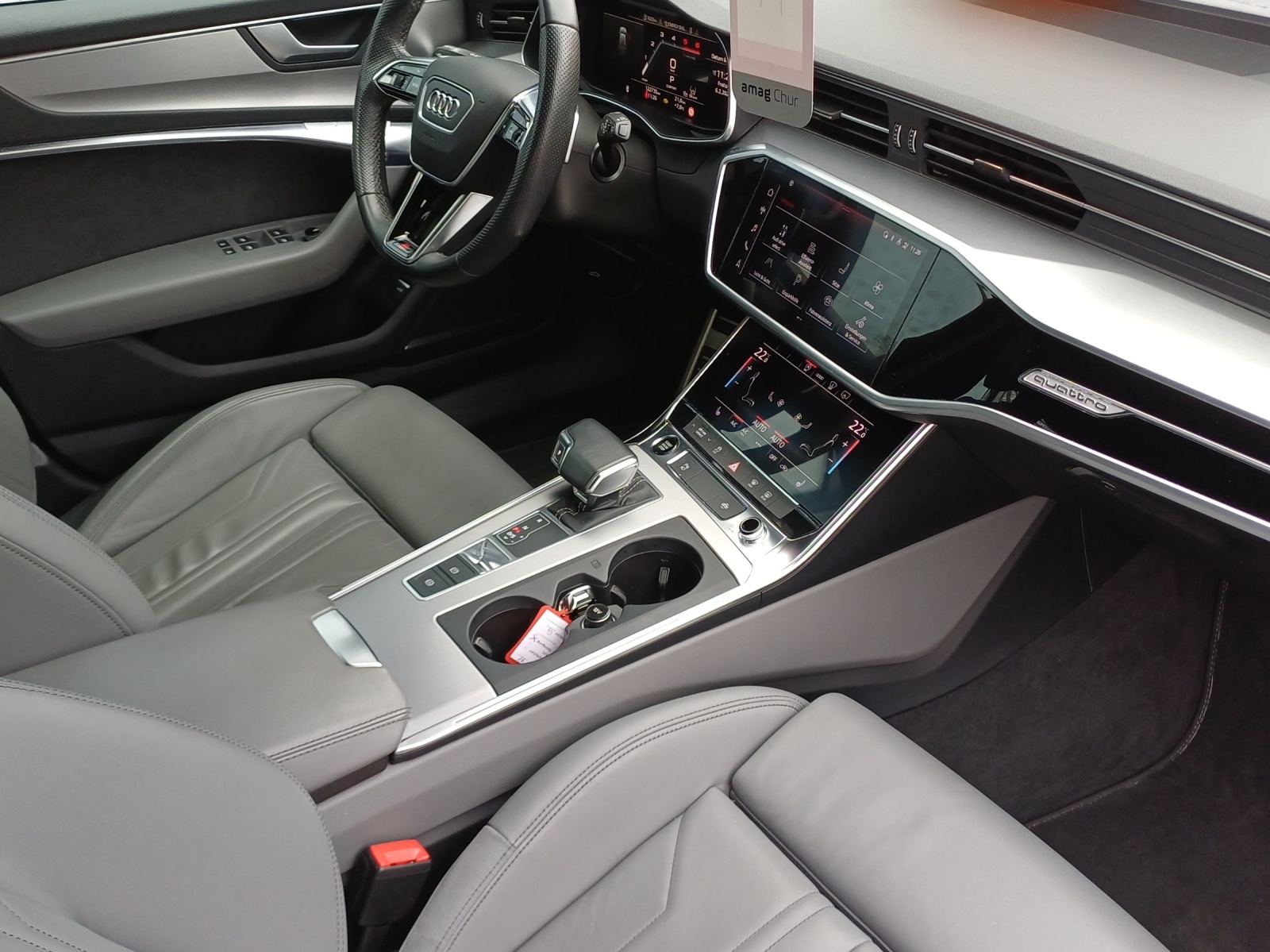 AUDI A6 Avant 40 TDI Sport Attraction quattro S-tronic-image-13