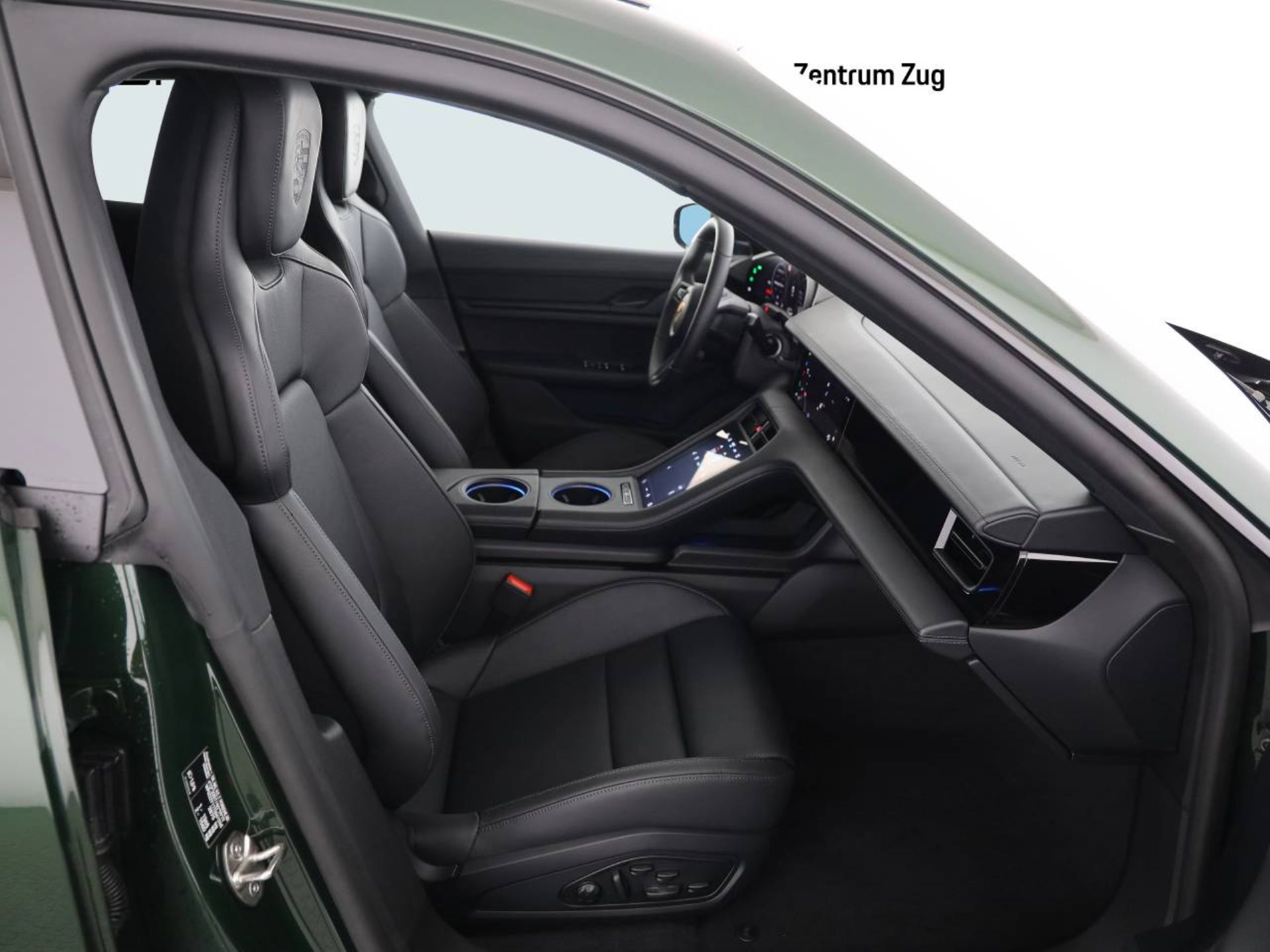 PORSCHE Taycan 4S Sport Turismo Black Edition-image-9
