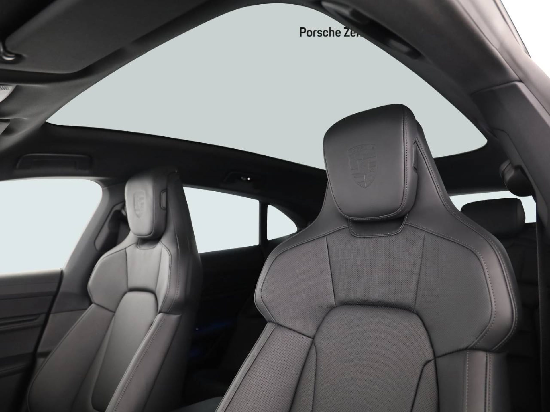 PORSCHE Taycan 4S Sport Turismo Black Edition-image-11