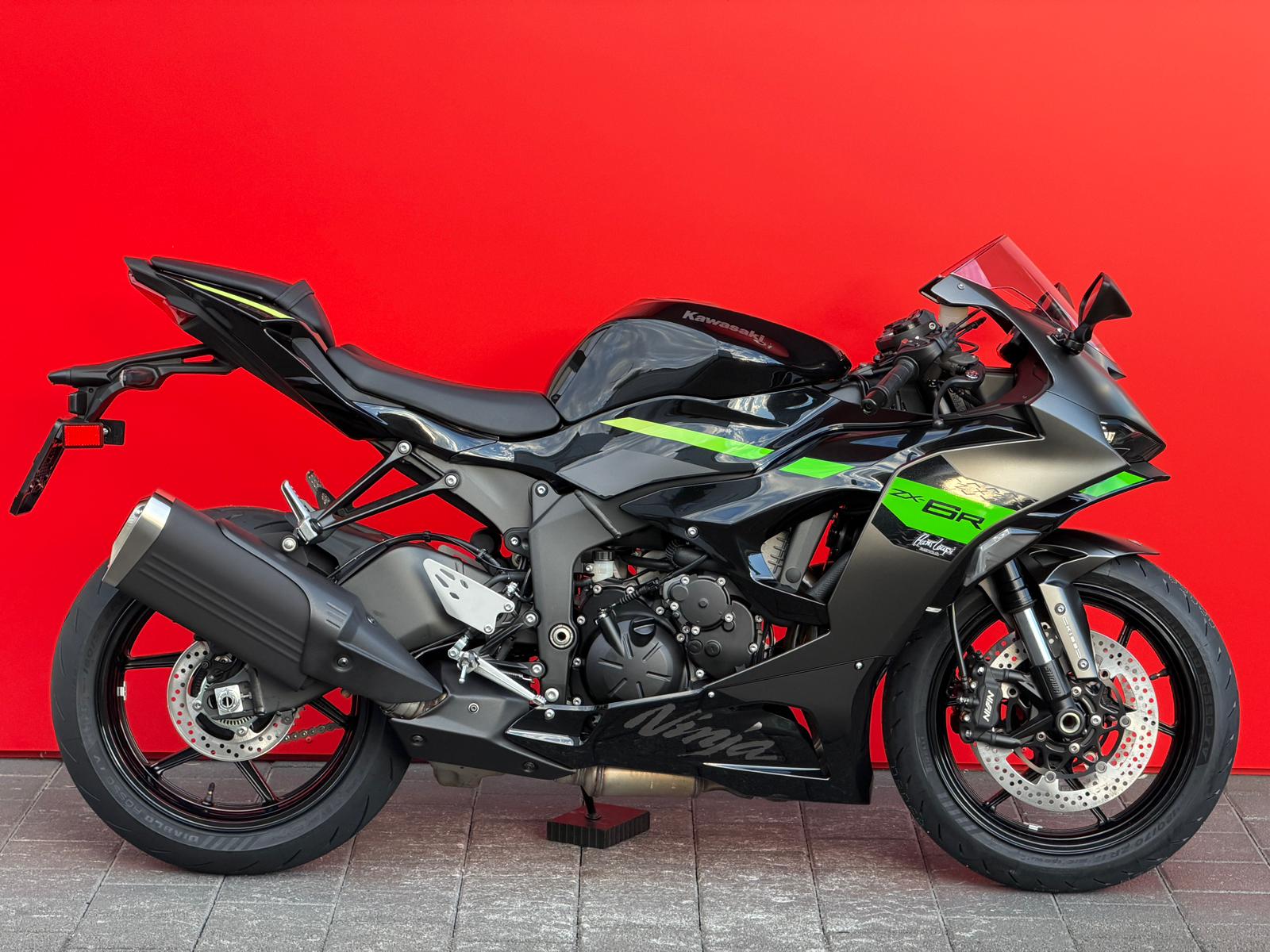 KAWASAKI Ninja ZX-6R