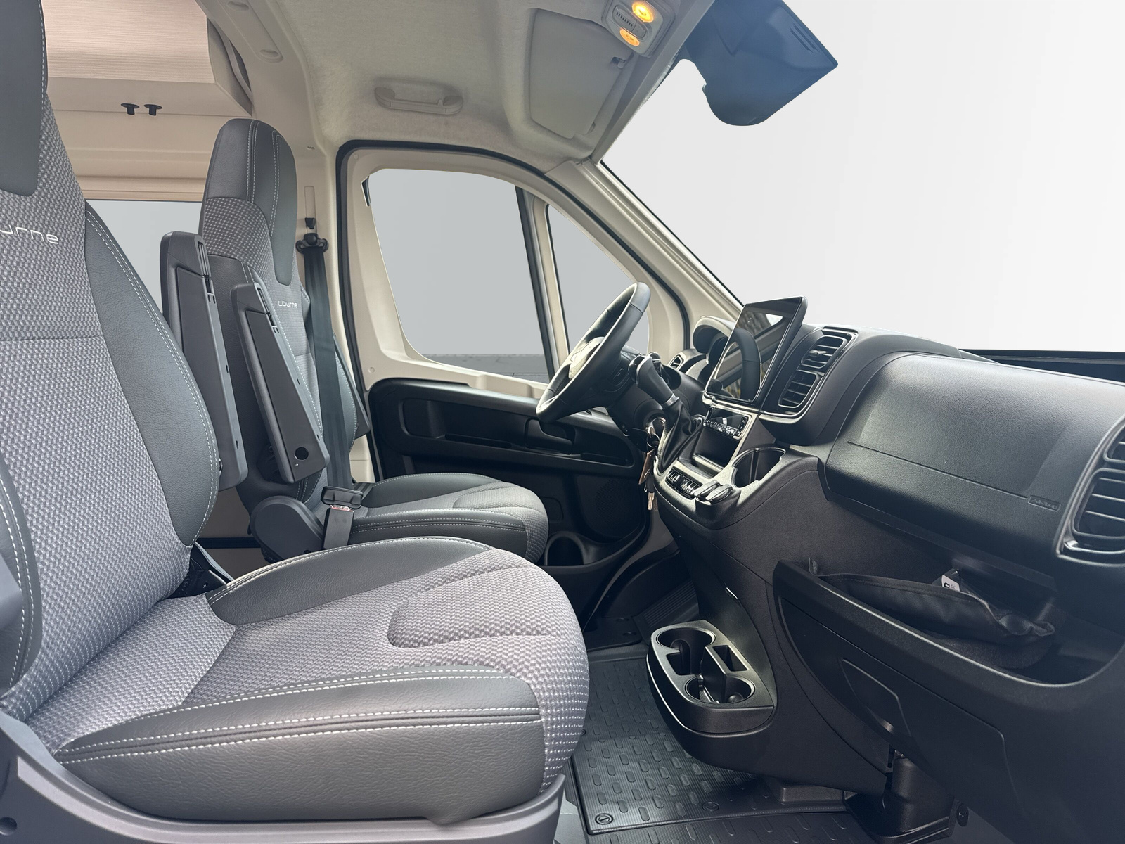TOURNE MOBIL 6.0 - 180 PS SELECT / Heavy / Automat-image-9