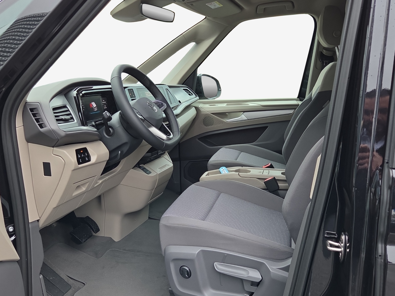 VW Multivan 1.5 eHybrid 4Motion DSG-image-7