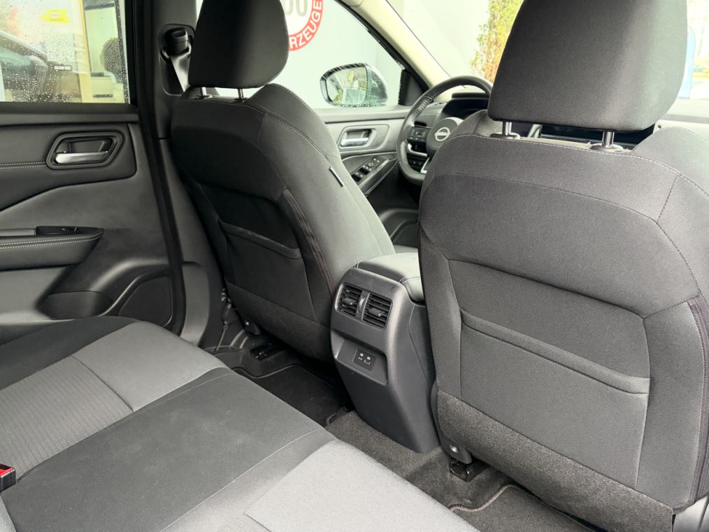 NISSAN Qashqai 1.3 DIG-T MHEV N-Connecta Xtronic 4x4-image-10