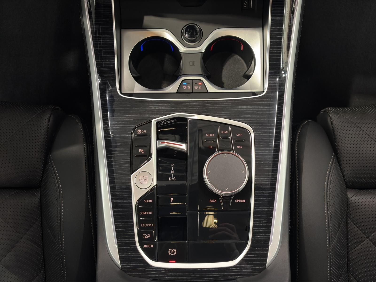 BMW X5 30d xDrive SAG-image-11