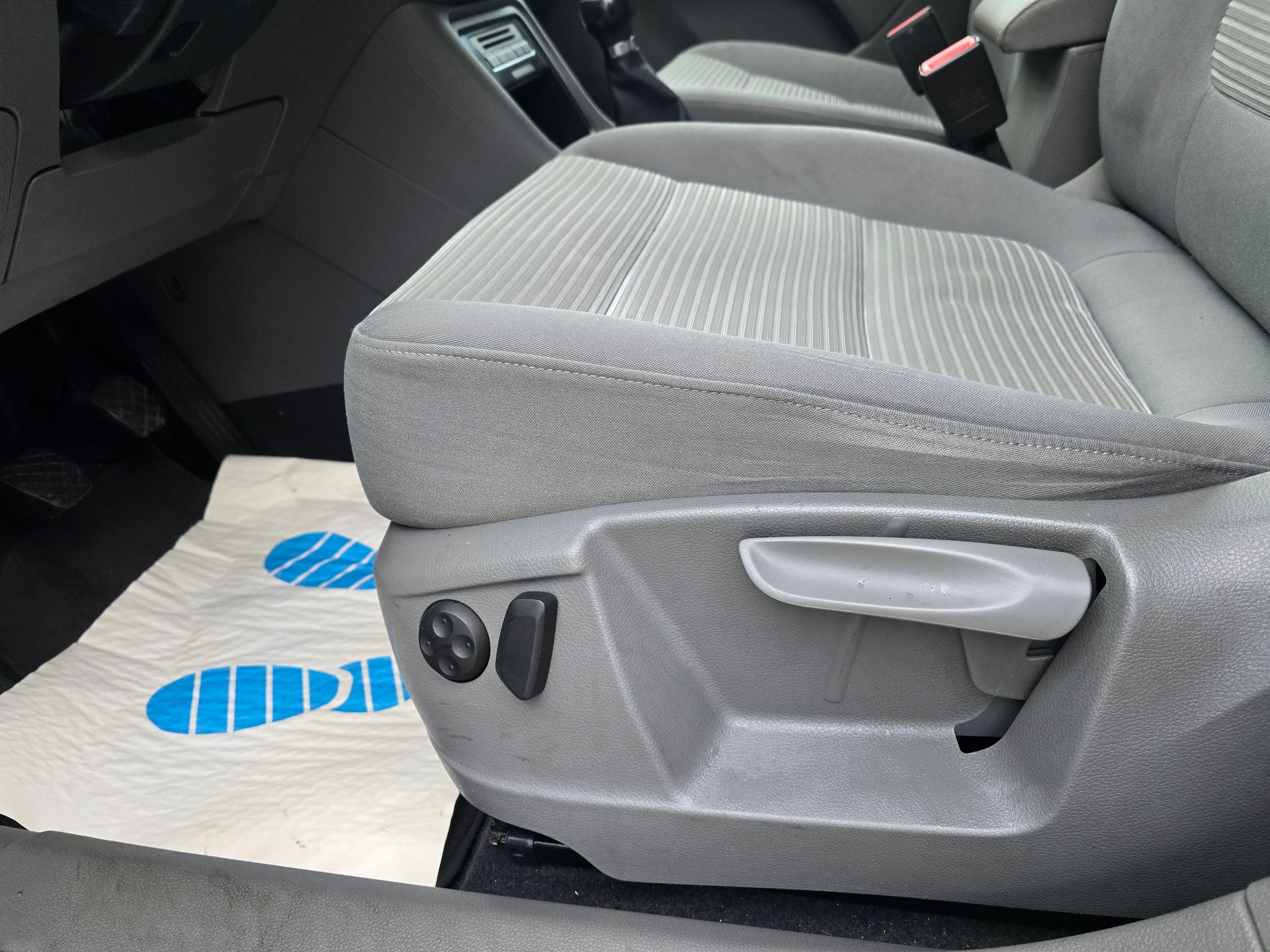 SEAT Alhambra 2.0 TDI E_Ecomotive Style-image-14